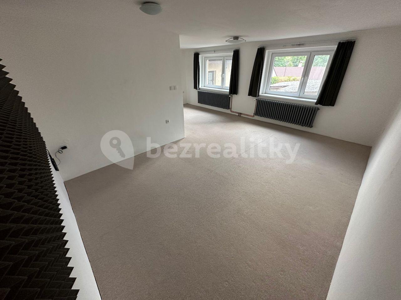 Pronájem bytu 2+kk 64 m², Hálkova, Úvaly, Středočeský kraj