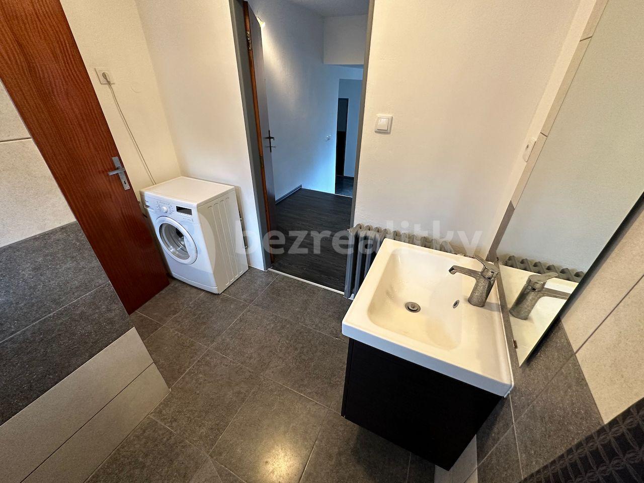 Pronájem bytu 2+kk 64 m², Hálkova, Úvaly, Středočeský kraj