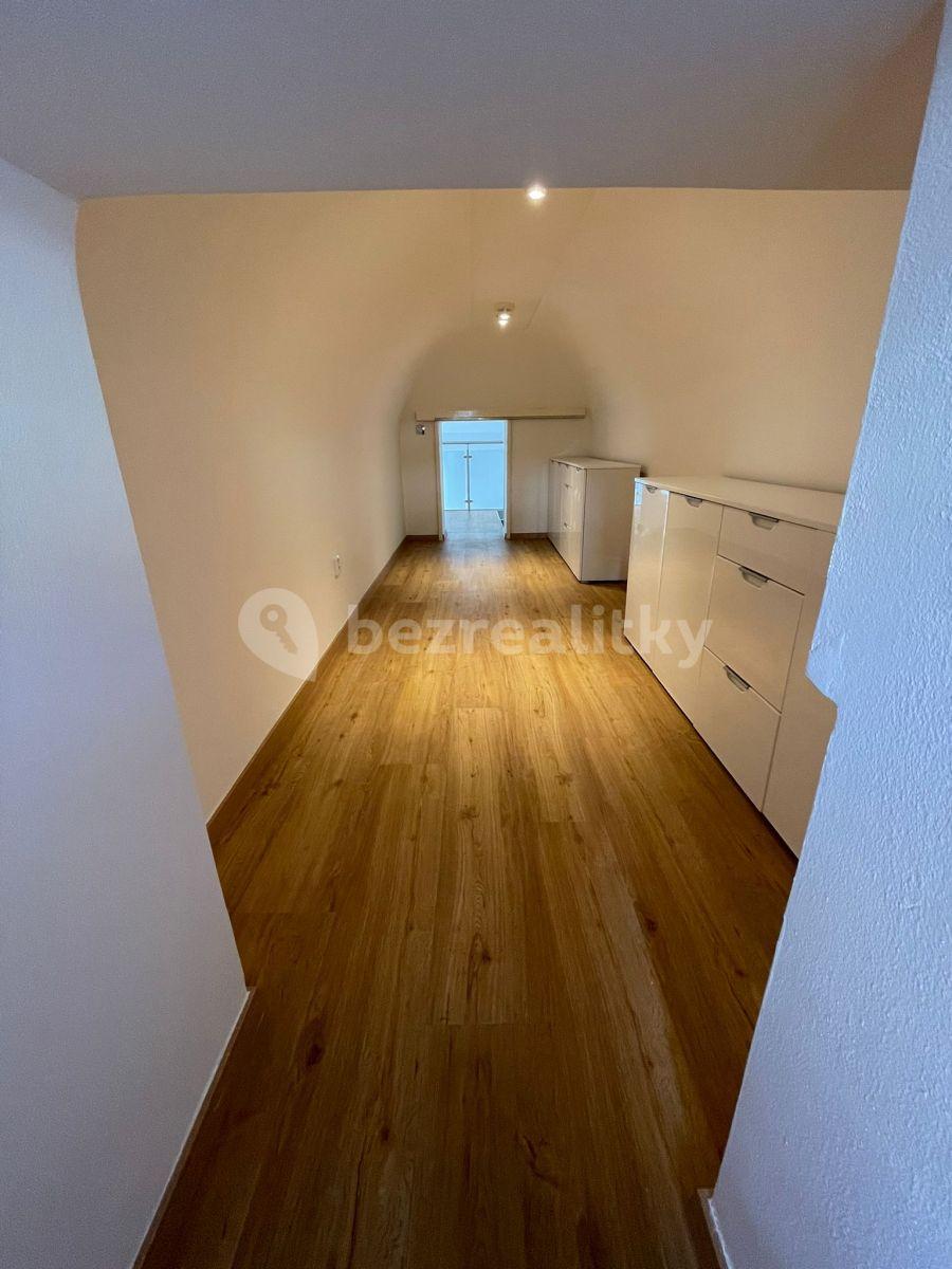 Pronájem bytu 2+kk 68 m², Na Vyhlídce, Karlovy Vary, Karlovarský kraj