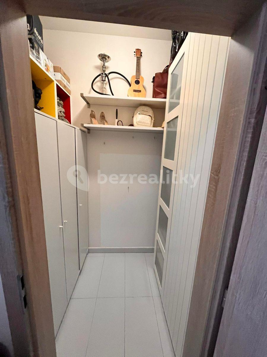 Pronájem bytu 1+kk 36 m², Emy Destinové, Jinočany, Středočeský kraj