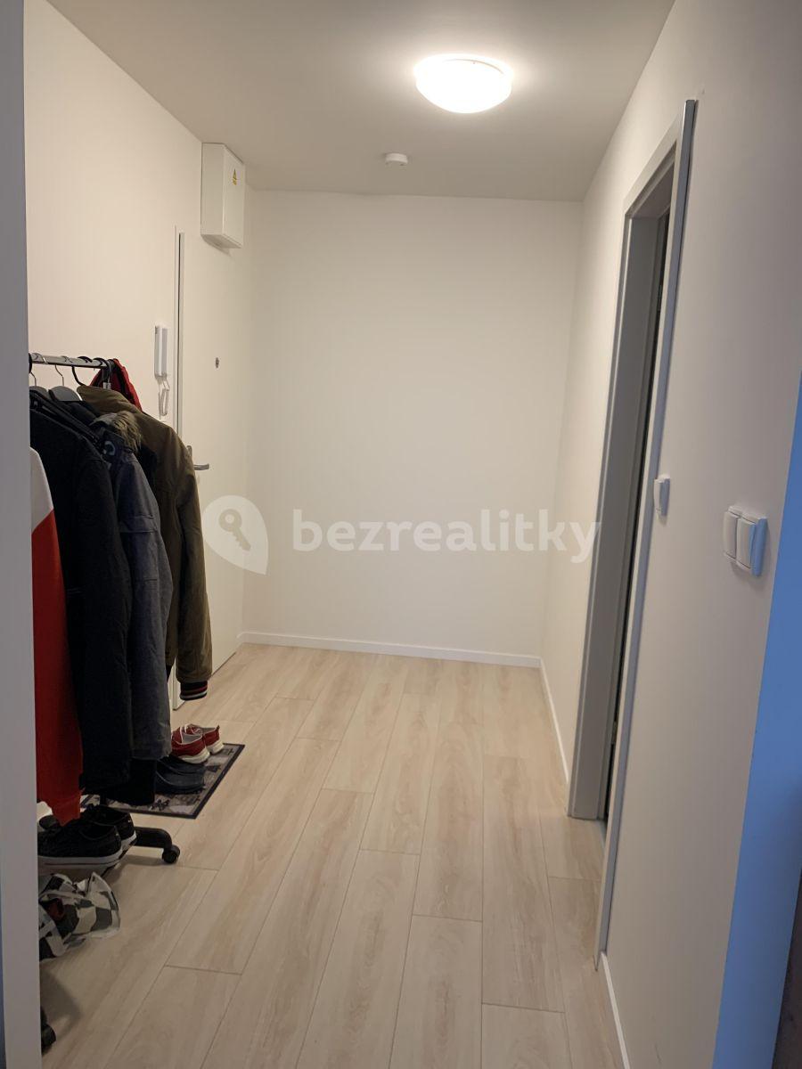 Pronájem bytu 1+kk 30 m², Poděbradská, Praha, Praha