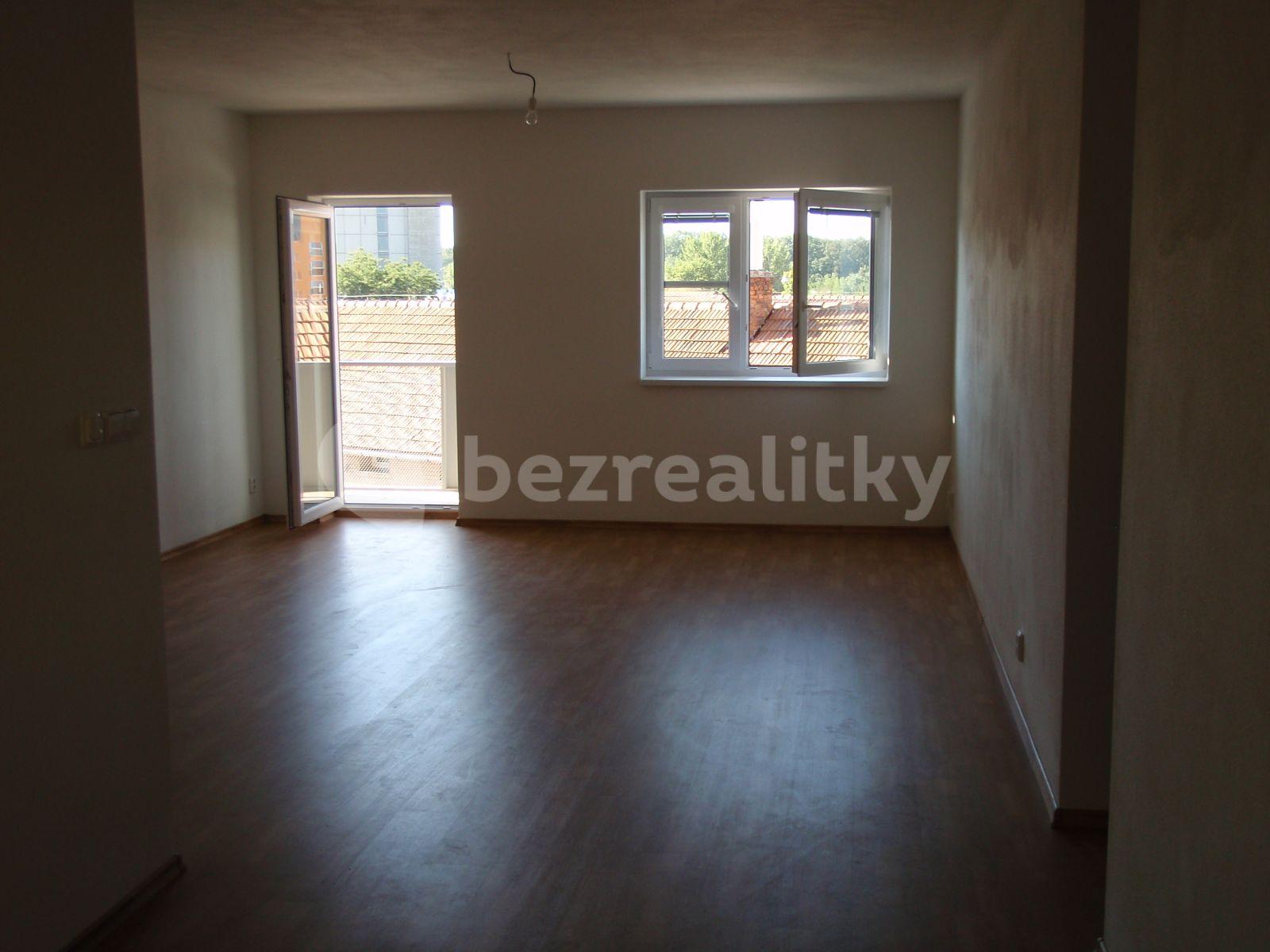 Pronájem bytu 2+kk 63 m², třída 1. máje, Břeclav, Jihomoravský kraj