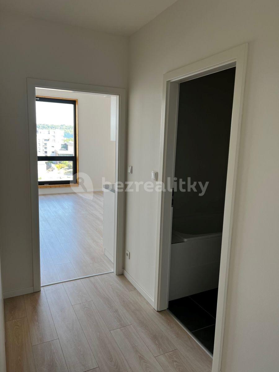 Pronájem bytu 1+kk 31 m², Poděbradská, Praha, Praha