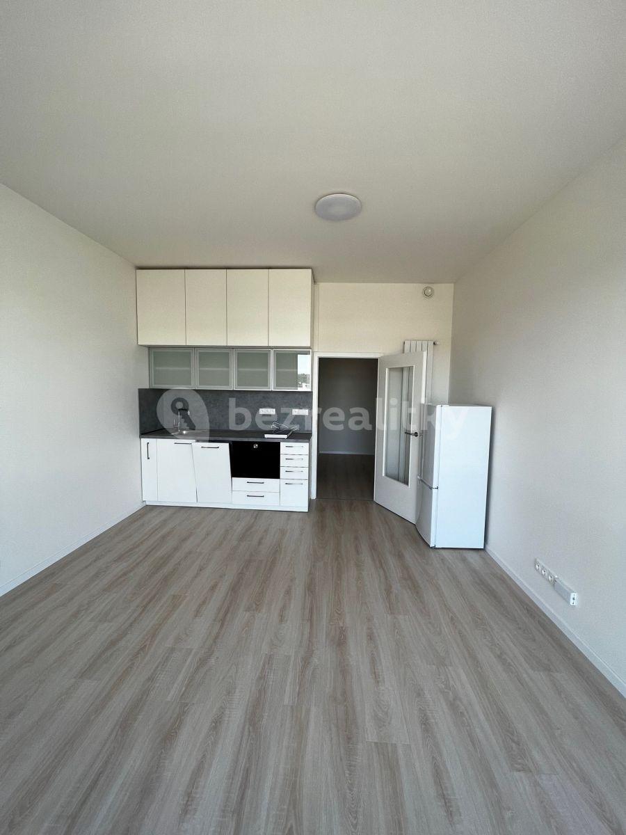 Pronájem bytu 1+kk 31 m², Poděbradská, Praha, Praha