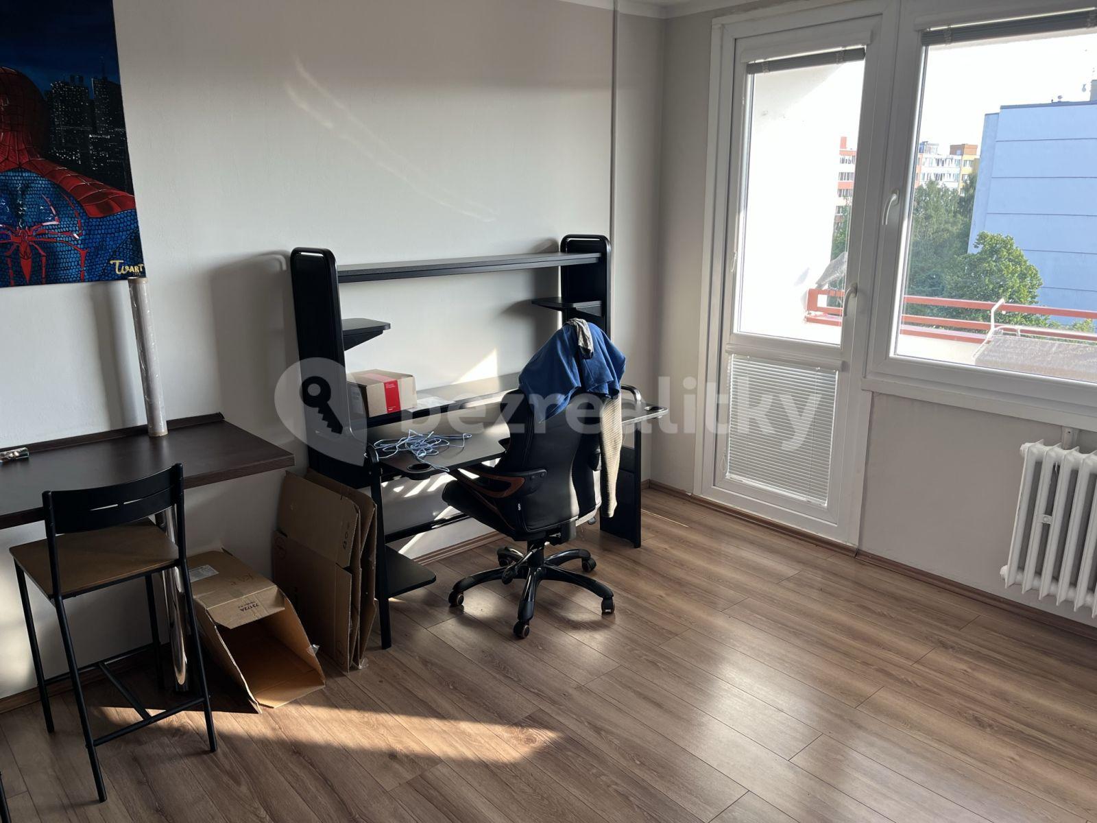 Pronájem bytu 1+kk 35 m², Vysočanská, Praha, Praha