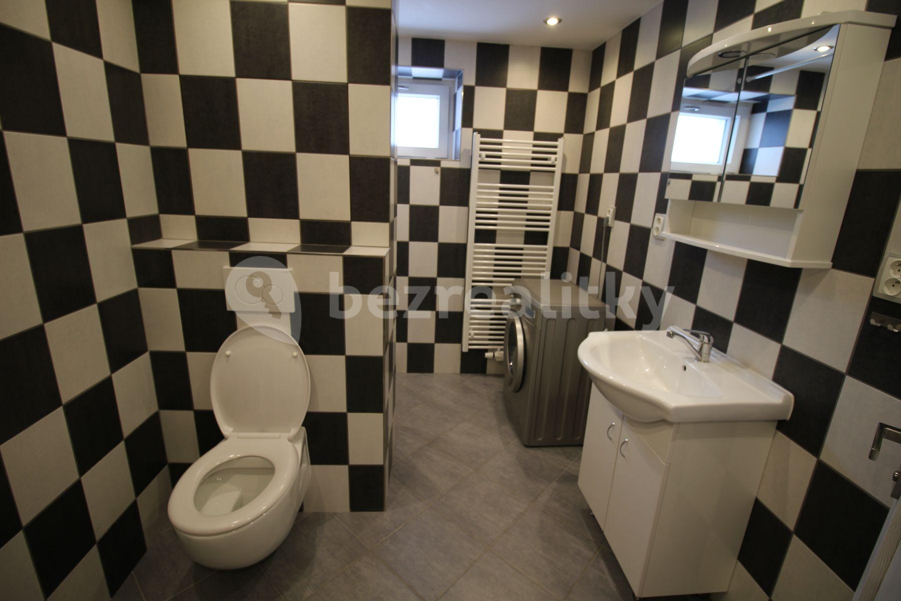 Pronájem bytu 2+1 60 m², Želivecká, Praha, Praha