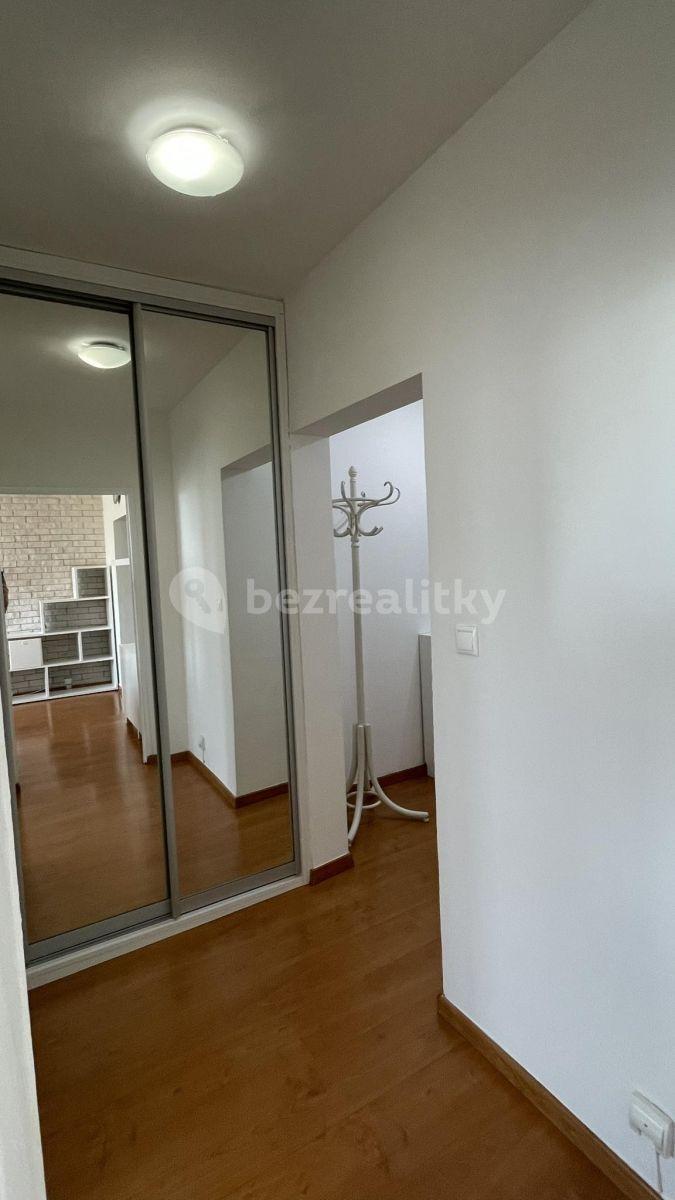 Pronájem bytu 2+kk 42 m², Růženínská, Praha, Praha