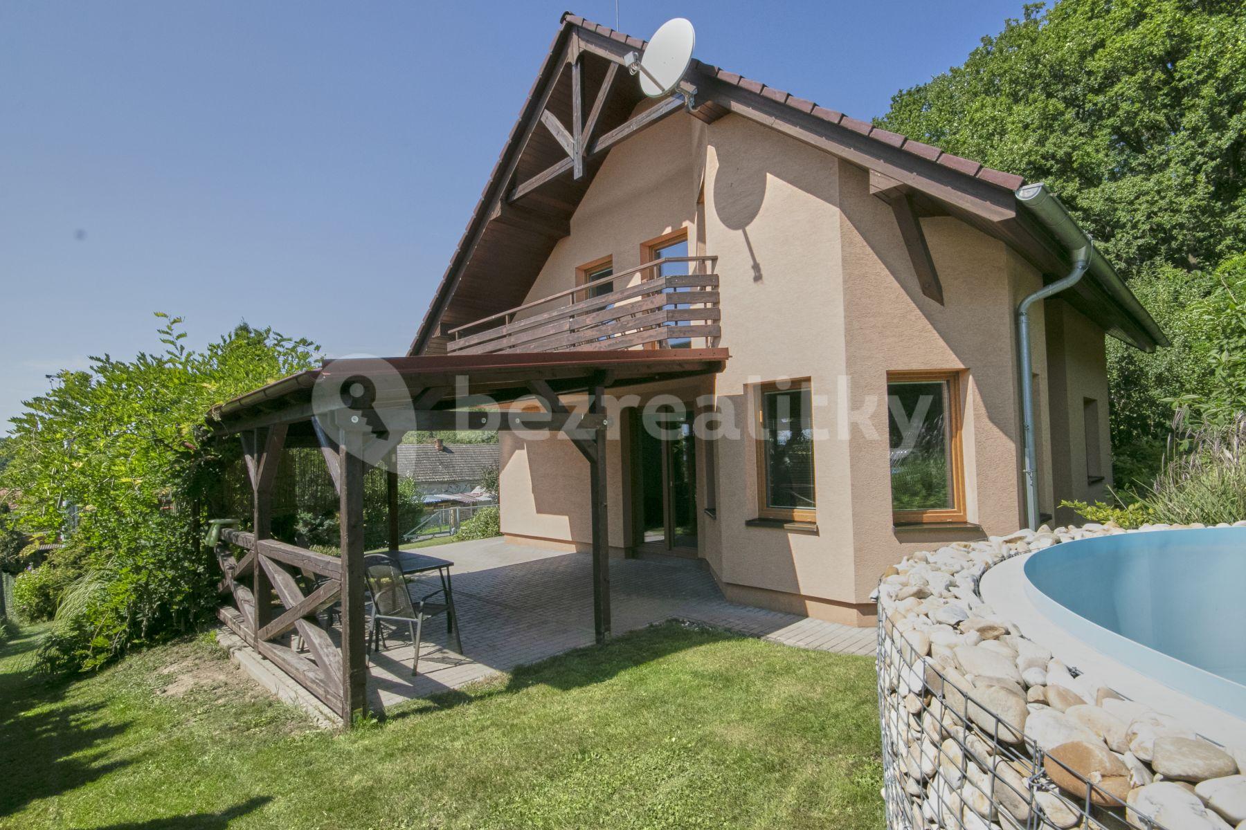 Pronájem domu 140 m², pozemek 1.200 m², Na Pavelce, Zlín, Zlínský kraj