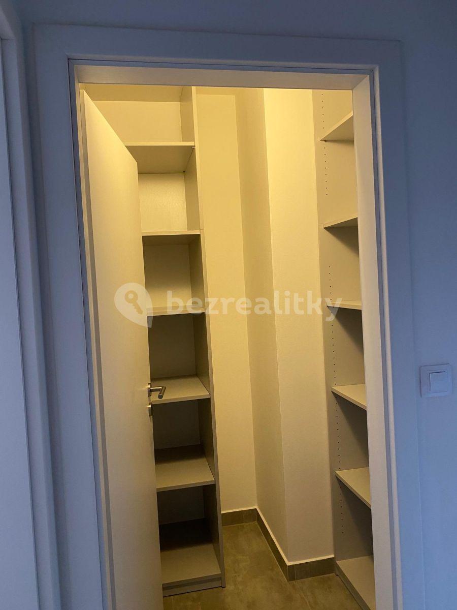 Pronájem bytu 2+kk 56 m², K Meteoru, Hradec Králové, Královéhradecký kraj