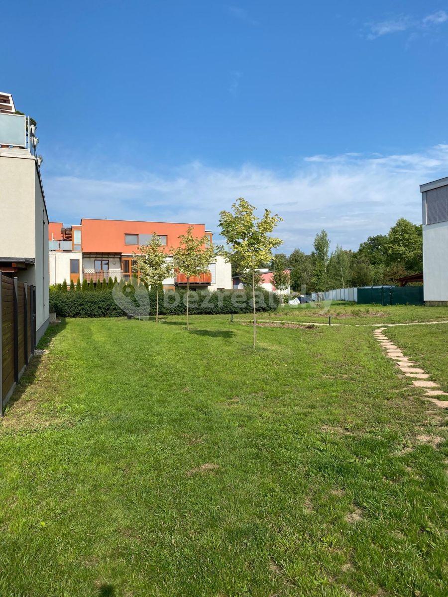 Pronájem bytu 2+kk 56 m², K Meteoru, Hradec Králové, Královéhradecký kraj