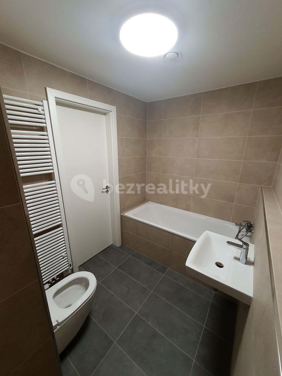 Pronájem bytu 2+kk 56 m², U Plynárny, Praha, Praha