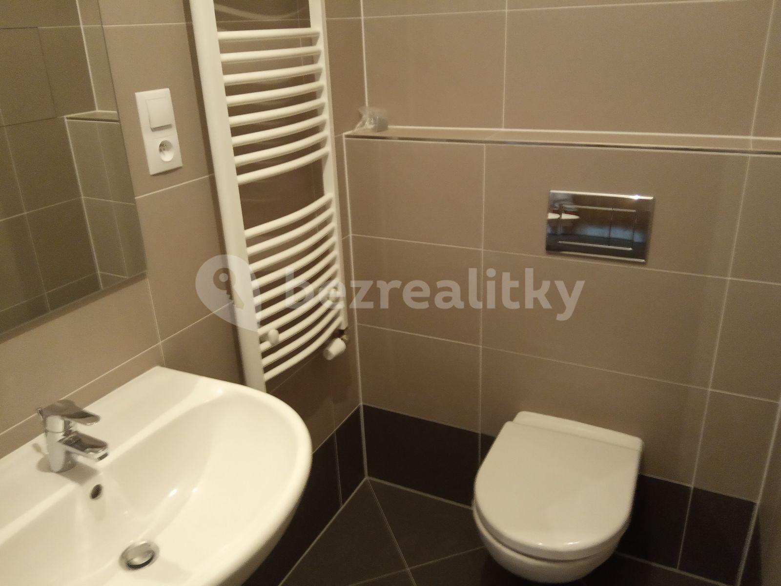 Pronájem bytu 2+kk 63 m², Toufarova, Praha, Praha