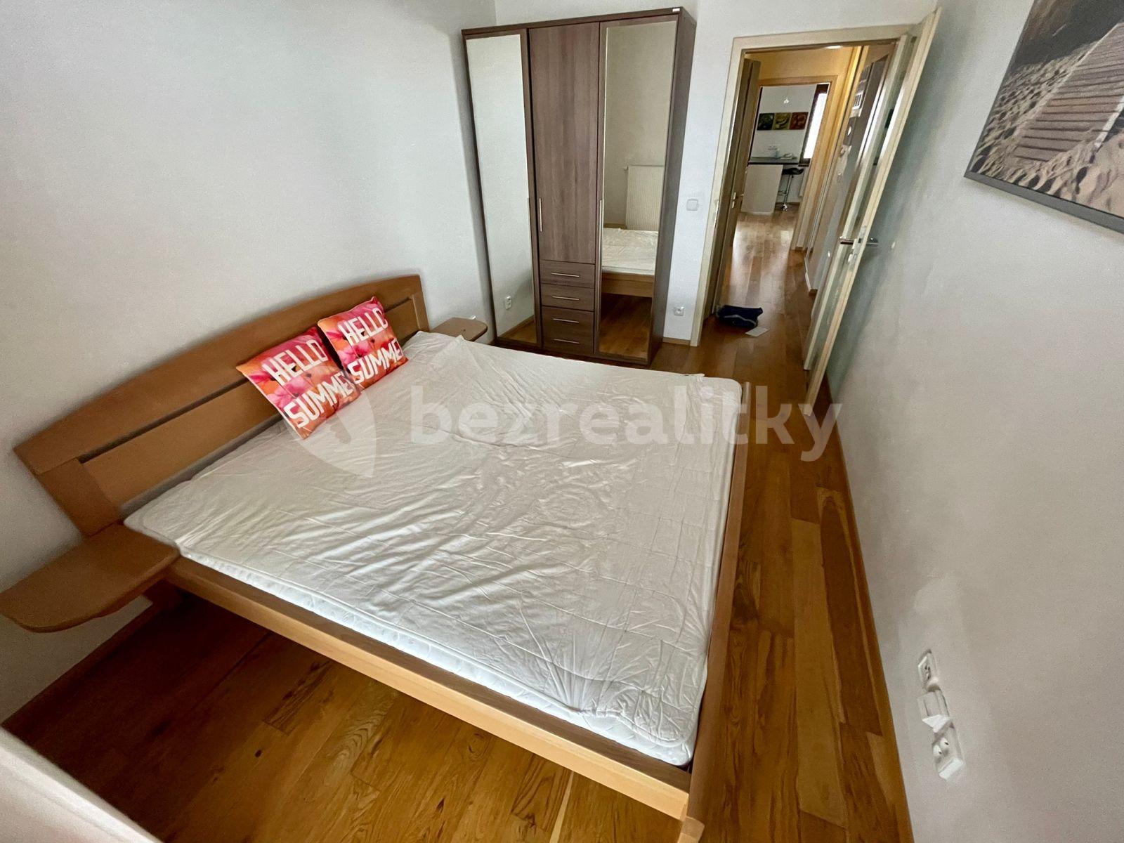 Pronájem bytu 2+kk 54 m², B. Smetany, České Budějovice, Jihočeský kraj