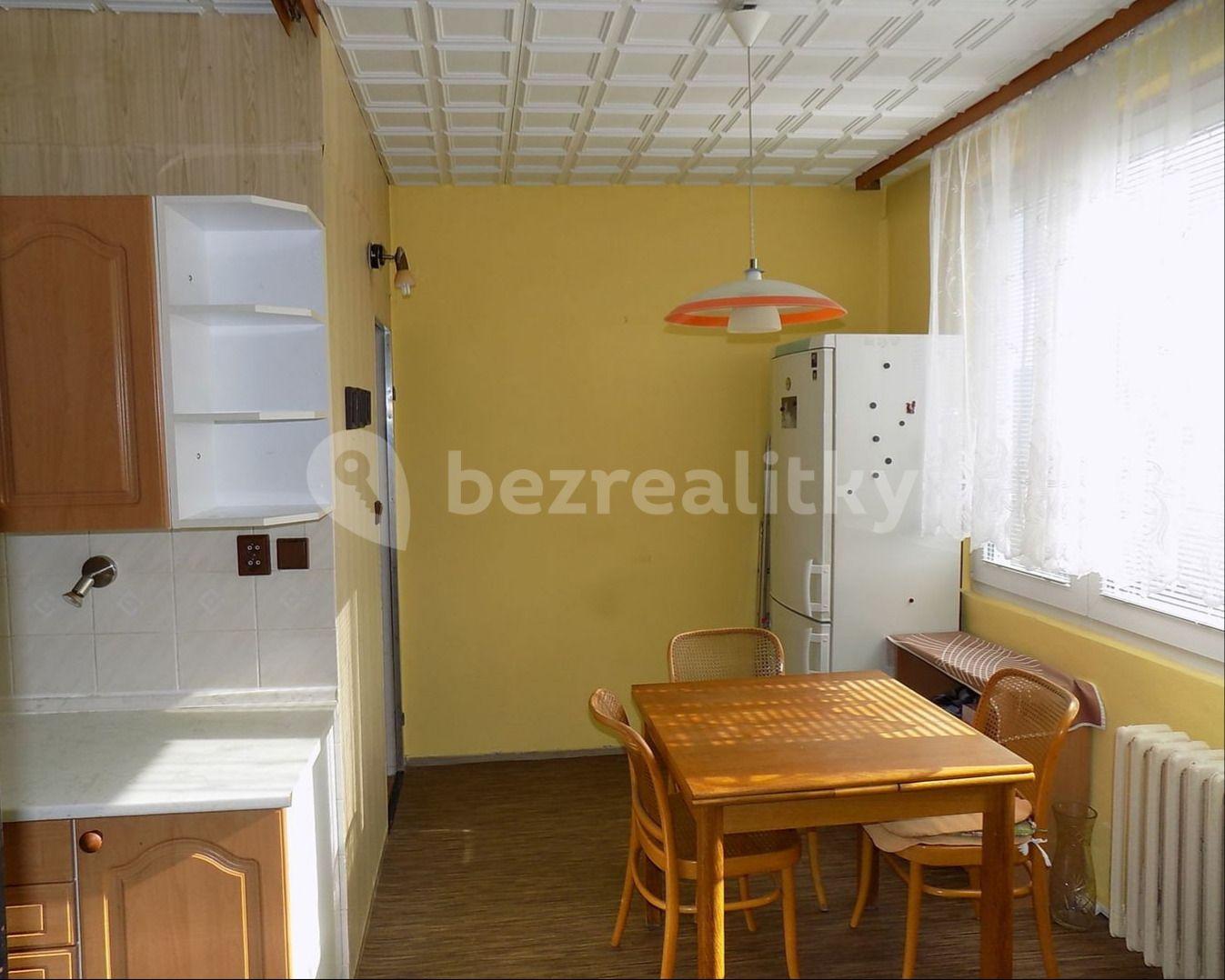 Pronájem bytu 2+1 70 m², Ladova, Ústí nad Labem, Ústecký kraj