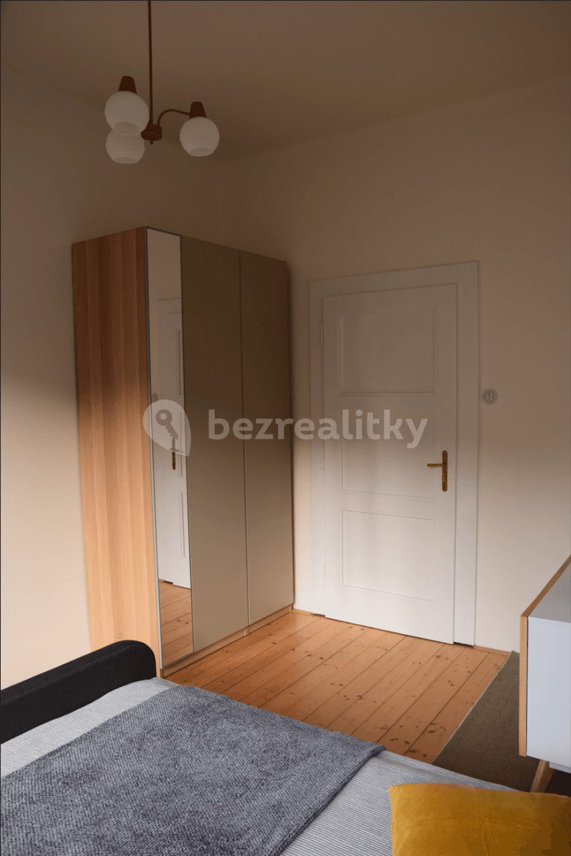 Pronájem bytu 2+kk 43 m², M. J. Lermontova, Praha, Praha