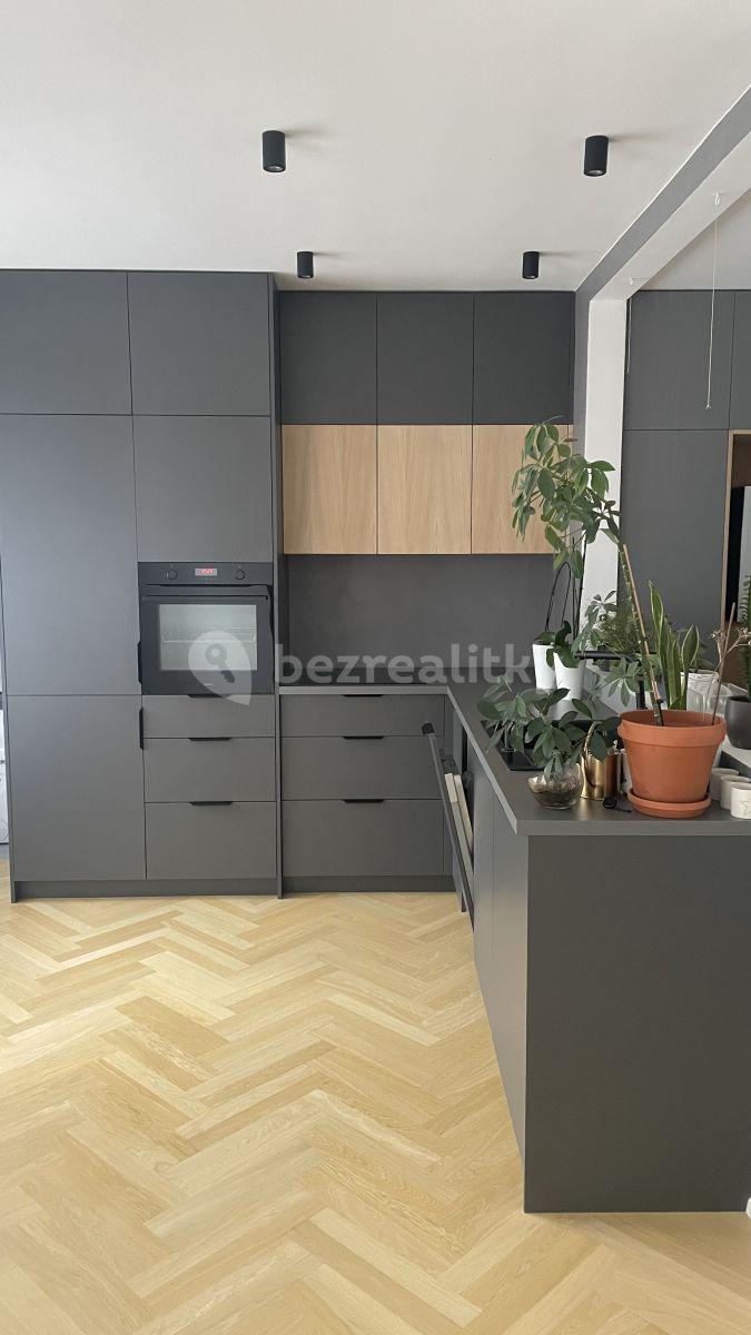 Pronájem bytu 2+kk 52 m², Šmeralova, Praha, Praha