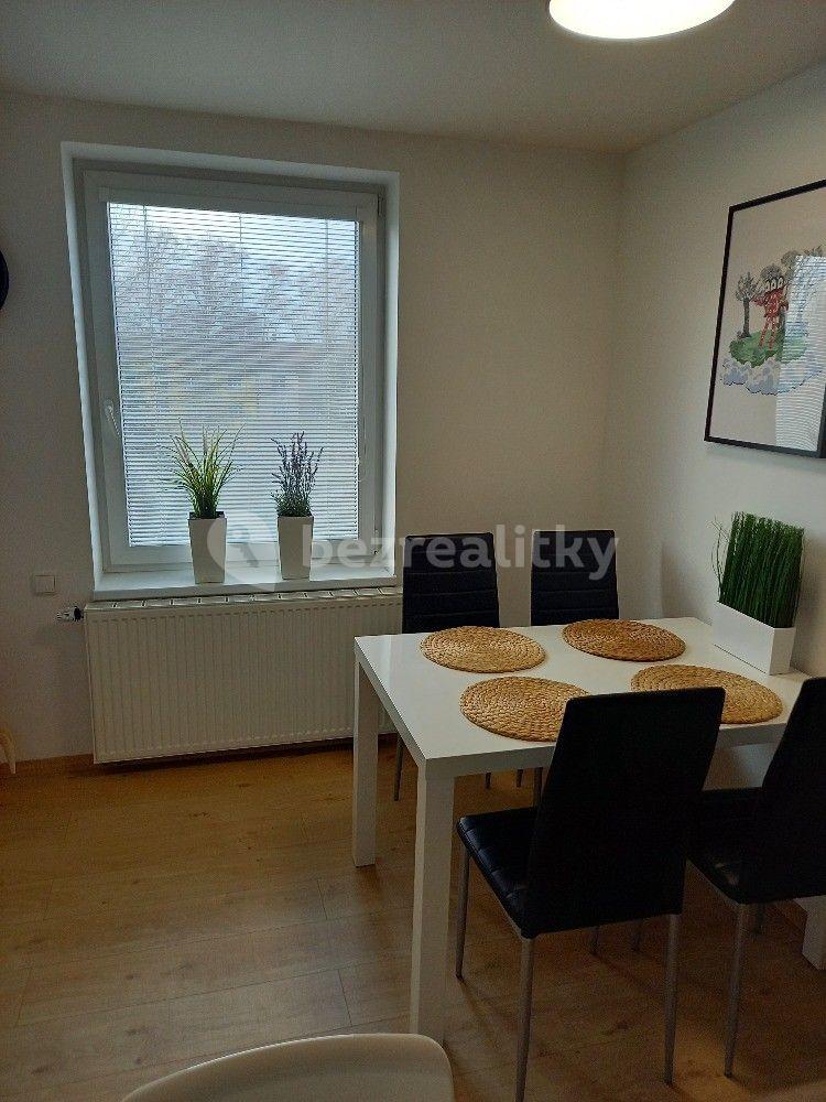 Pronájem bytu 2+1 65 m², náměstí Generála Svobody, Ostrava, Moravskoslezský kraj