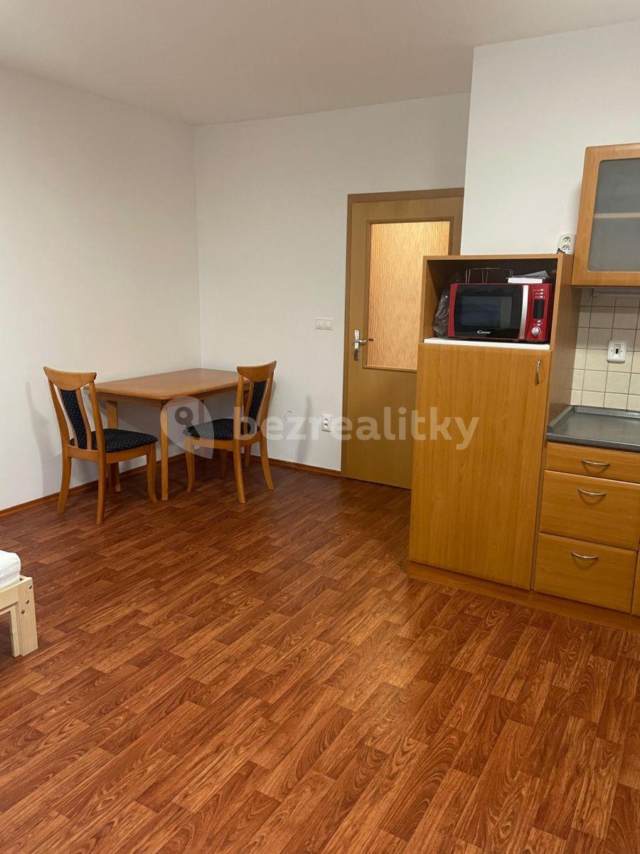 Pronájem bytu 1+kk 31 m², Kovanecká, Praha, Praha