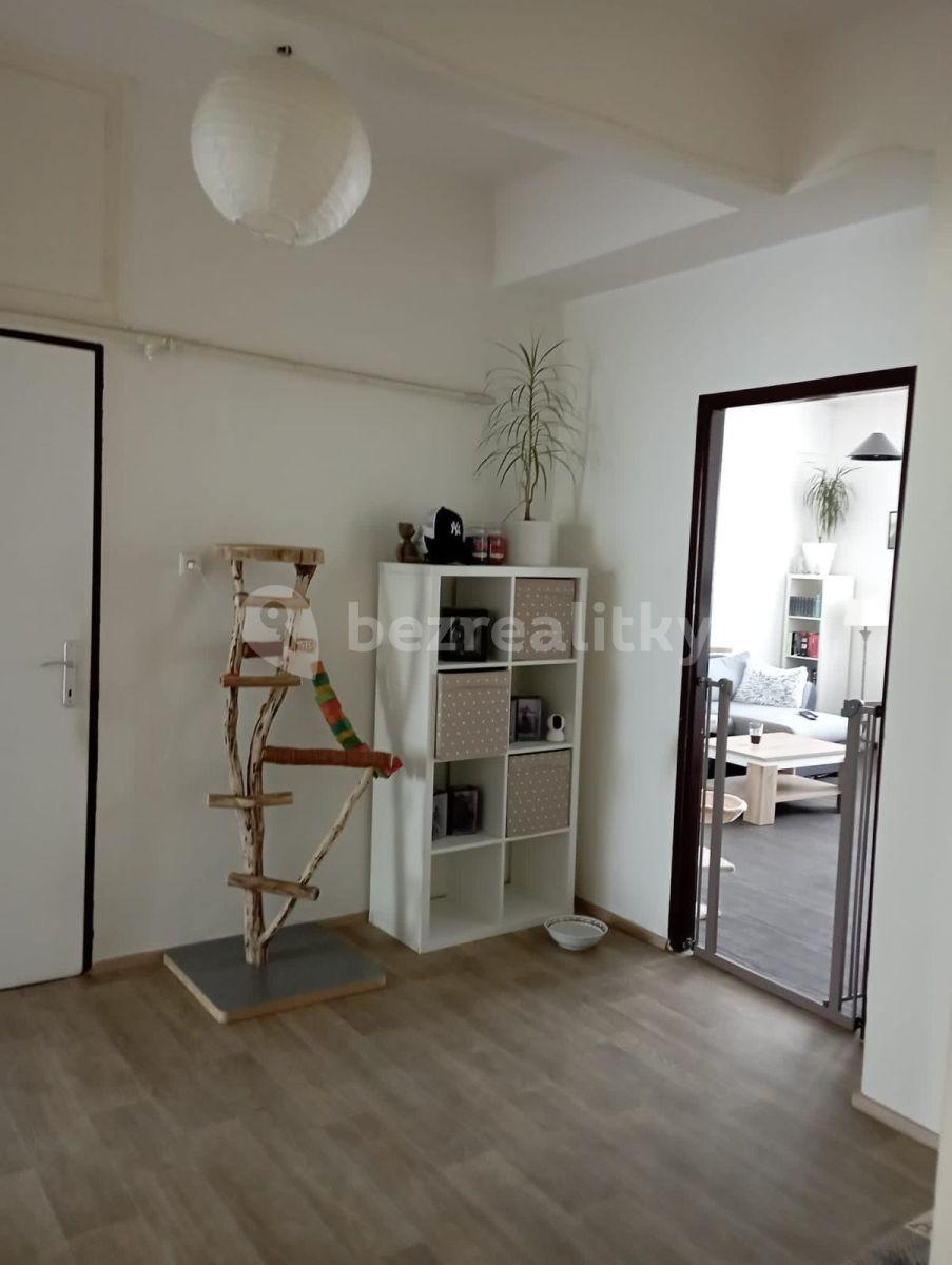 Pronájem bytu 2+1 80 m², Komenského, Náchod, Královéhradecký kraj