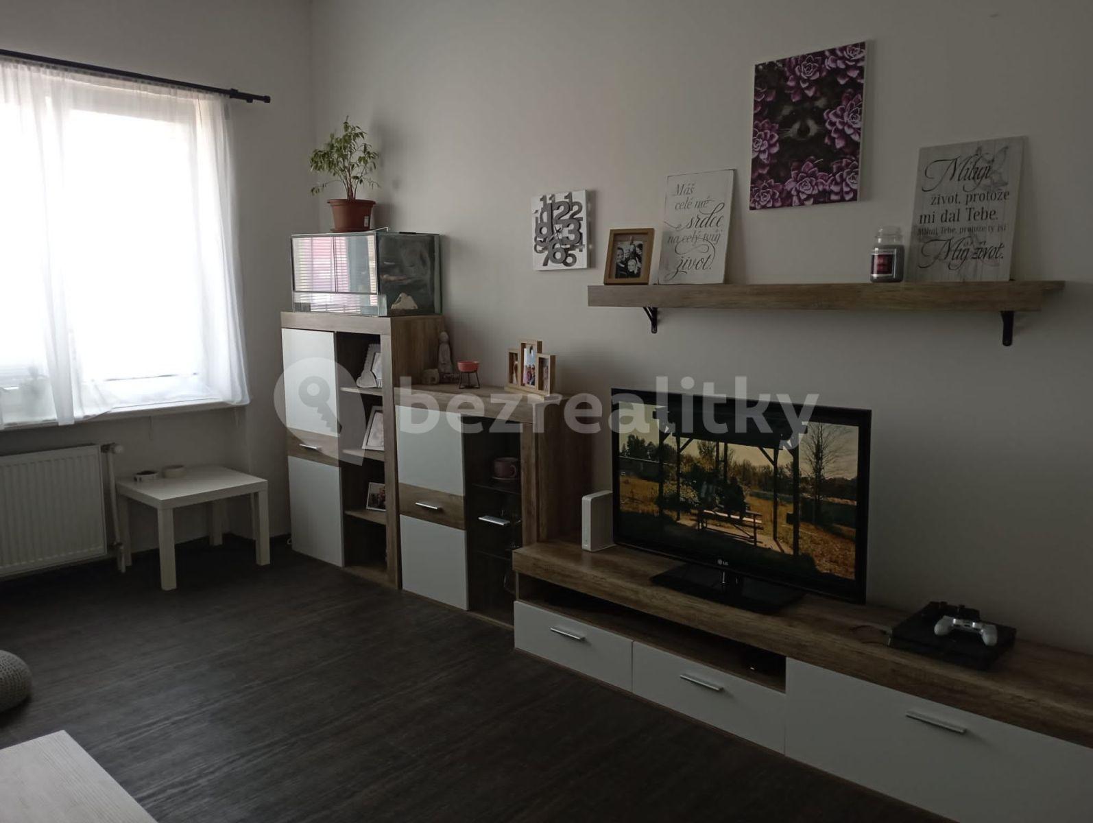 Pronájem bytu 2+1 80 m², Komenského, Náchod, Královéhradecký kraj