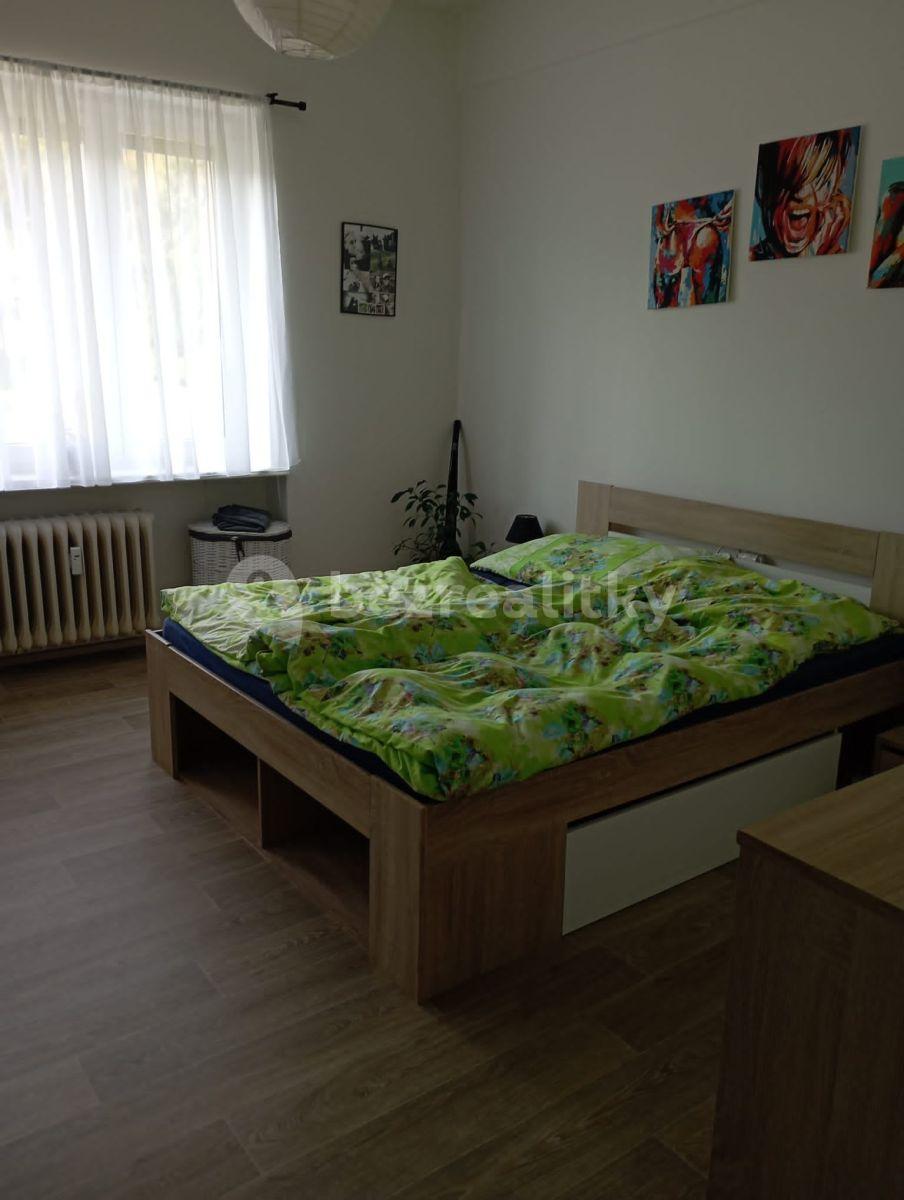 Pronájem bytu 2+1 80 m², Komenského, Náchod, Královéhradecký kraj