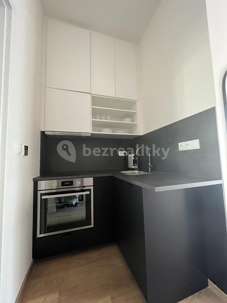 Pronájem bytu 1+1 31 m², Milíčova, Praha, Praha