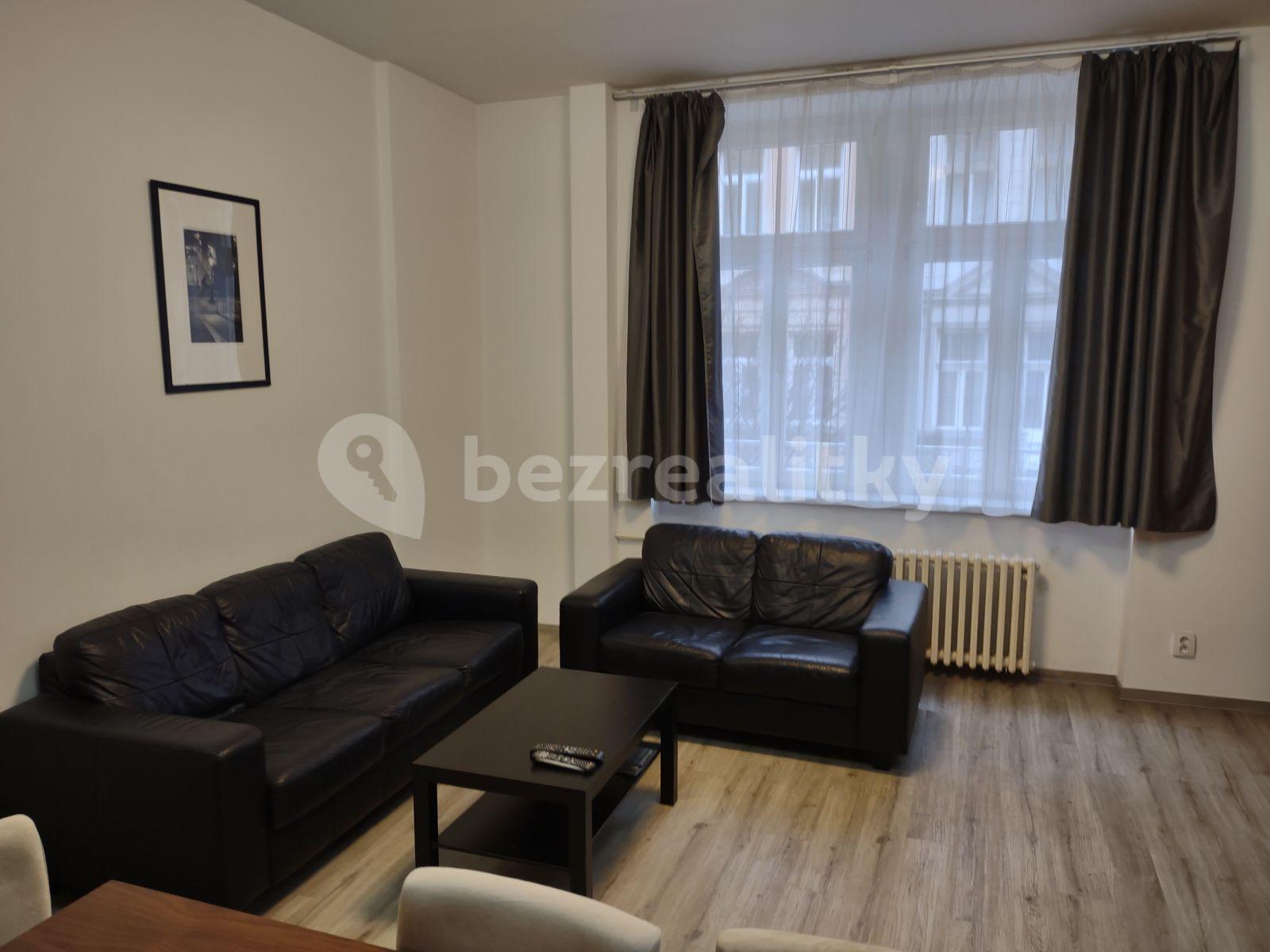 Pronájem bytu 2+kk 63 m², K. Čapka, Karlovy Vary, Karlovarský kraj