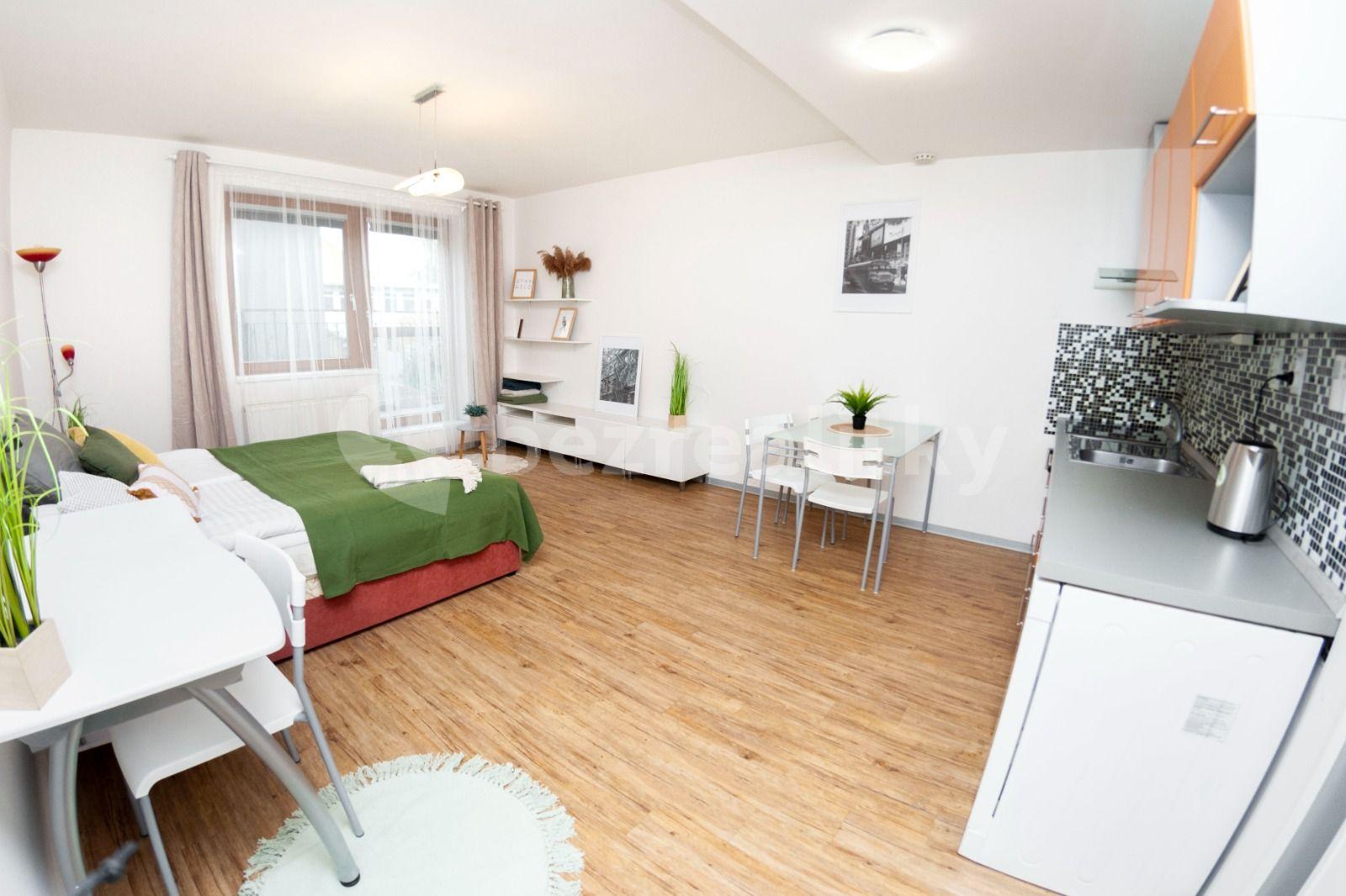 Pronájem bytu 1+kk 33 m², Kovářská, Brno, Jihomoravský kraj