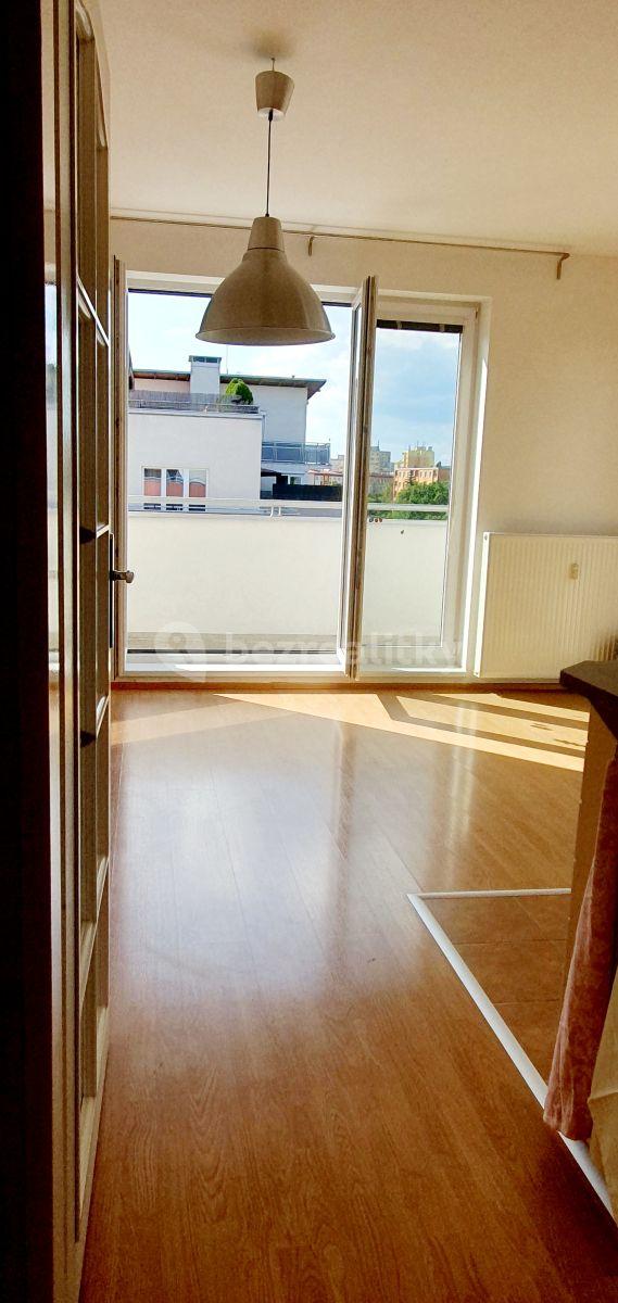 Pronájem bytu 2+kk 52 m², Mikanova, Praha, Praha