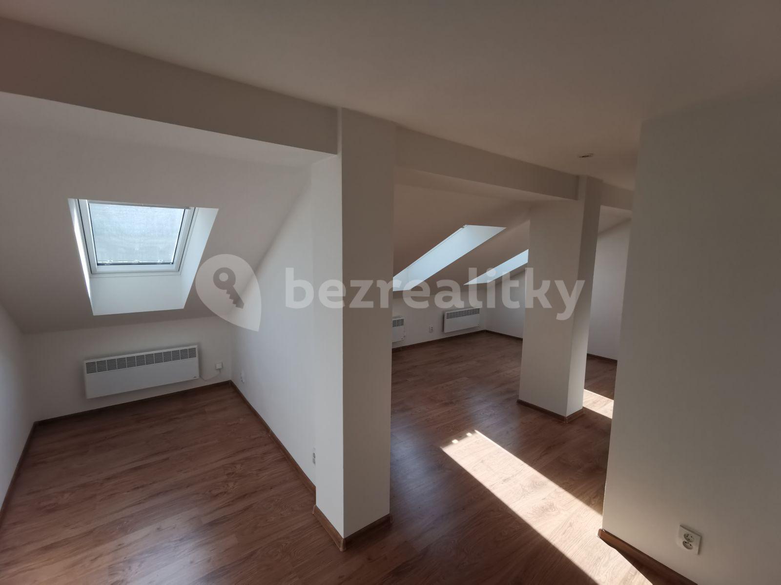 Pronájem bytu Garsoniéra 37 m², Sladkovského náměstí, Praha, Praha