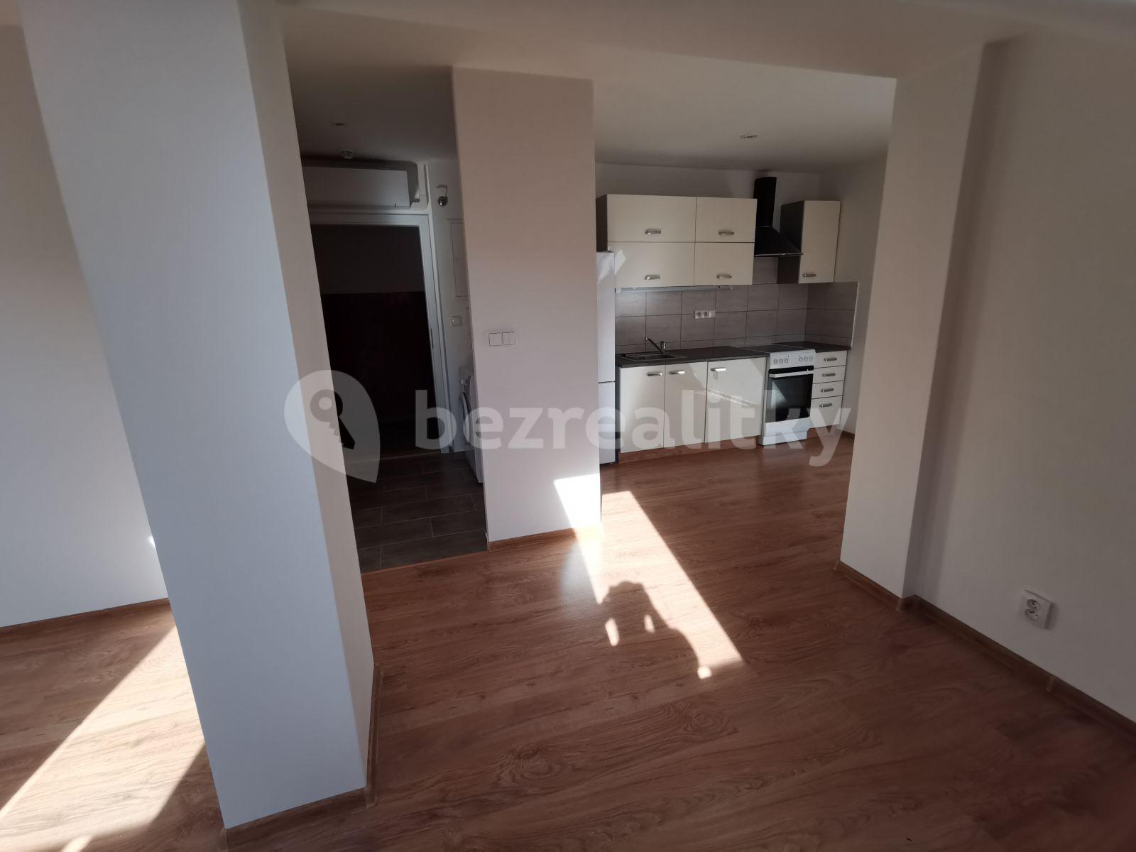 Pronájem bytu Garsoniéra 37 m², Sladkovského náměstí, Praha, Praha