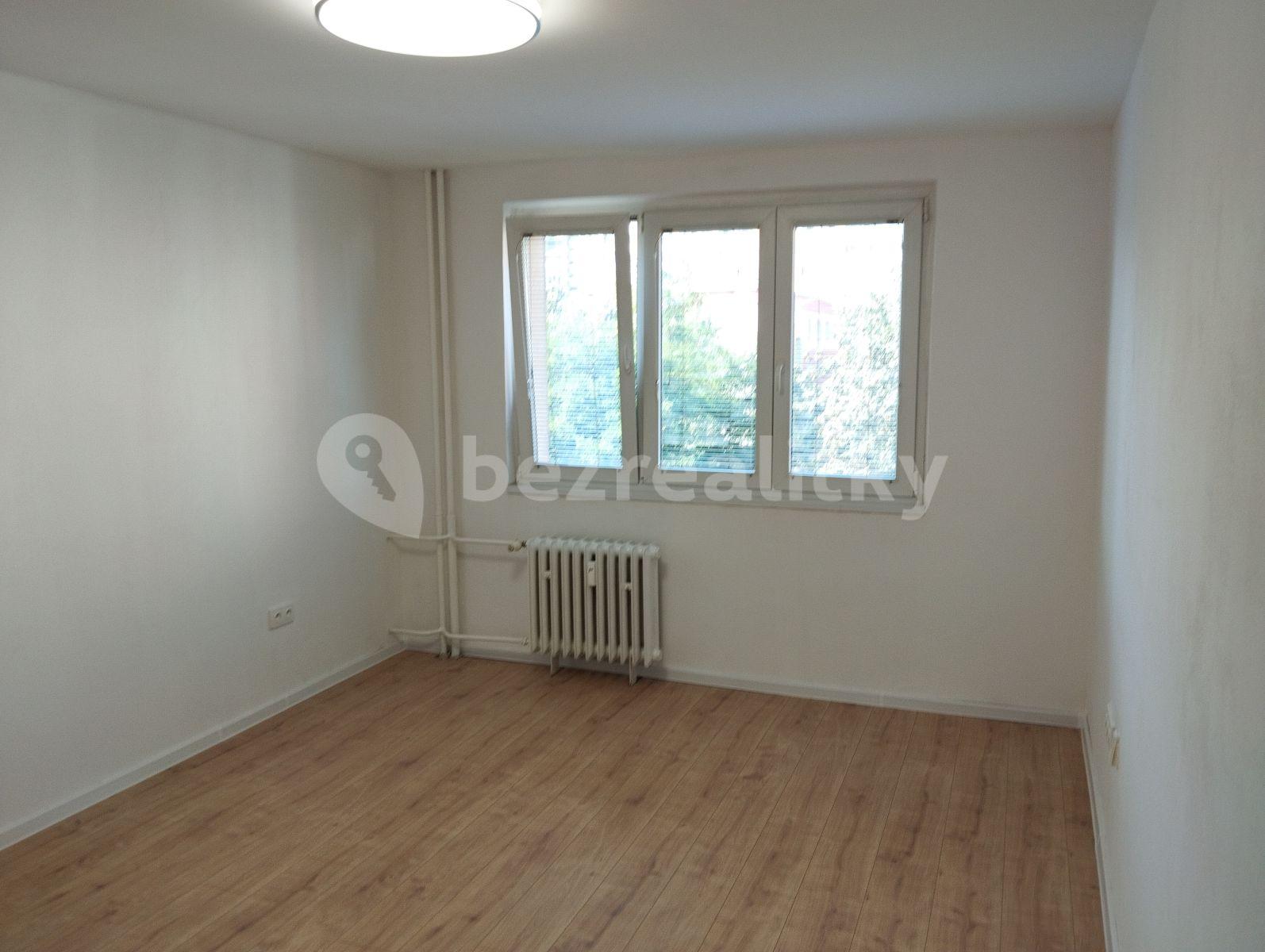 Pronájem bytu 2+1 52 m², Přistoupimská, Praha, Praha