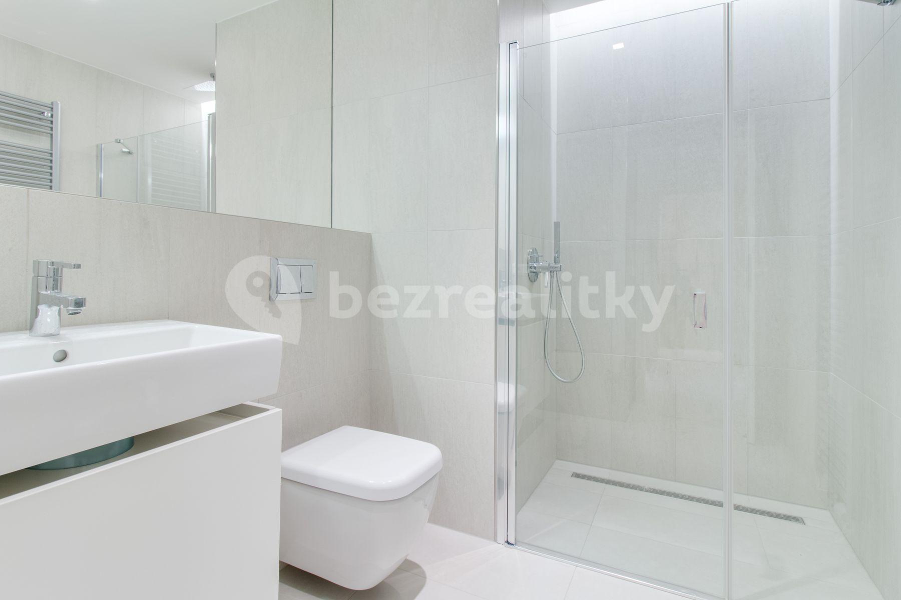 Pronájem bytu 2+kk 51 m², Altajská, Praha, Praha