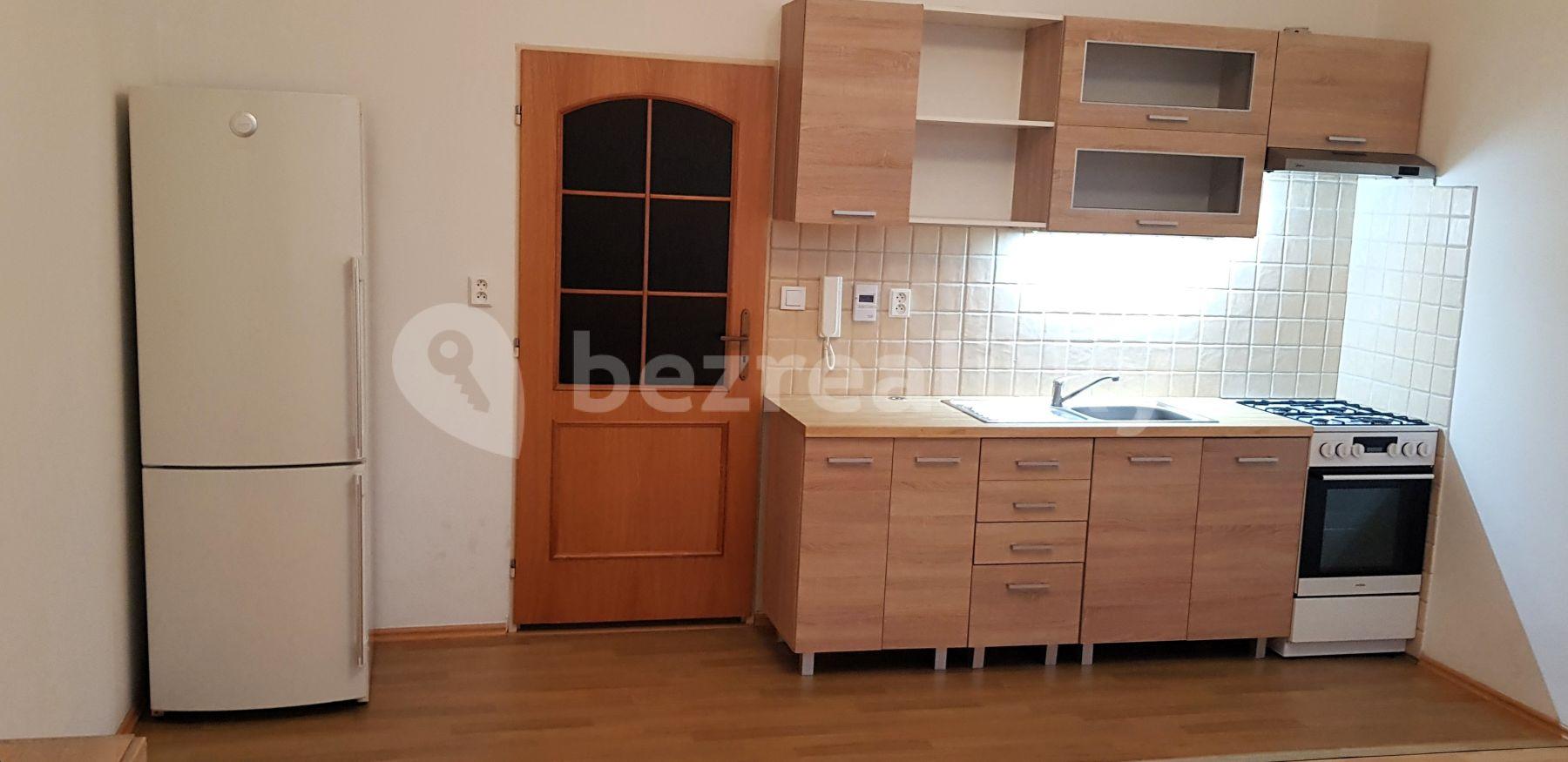 Pronájem bytu 1+kk 32 m², Hálkova, Plzeň, Plzeňský kraj