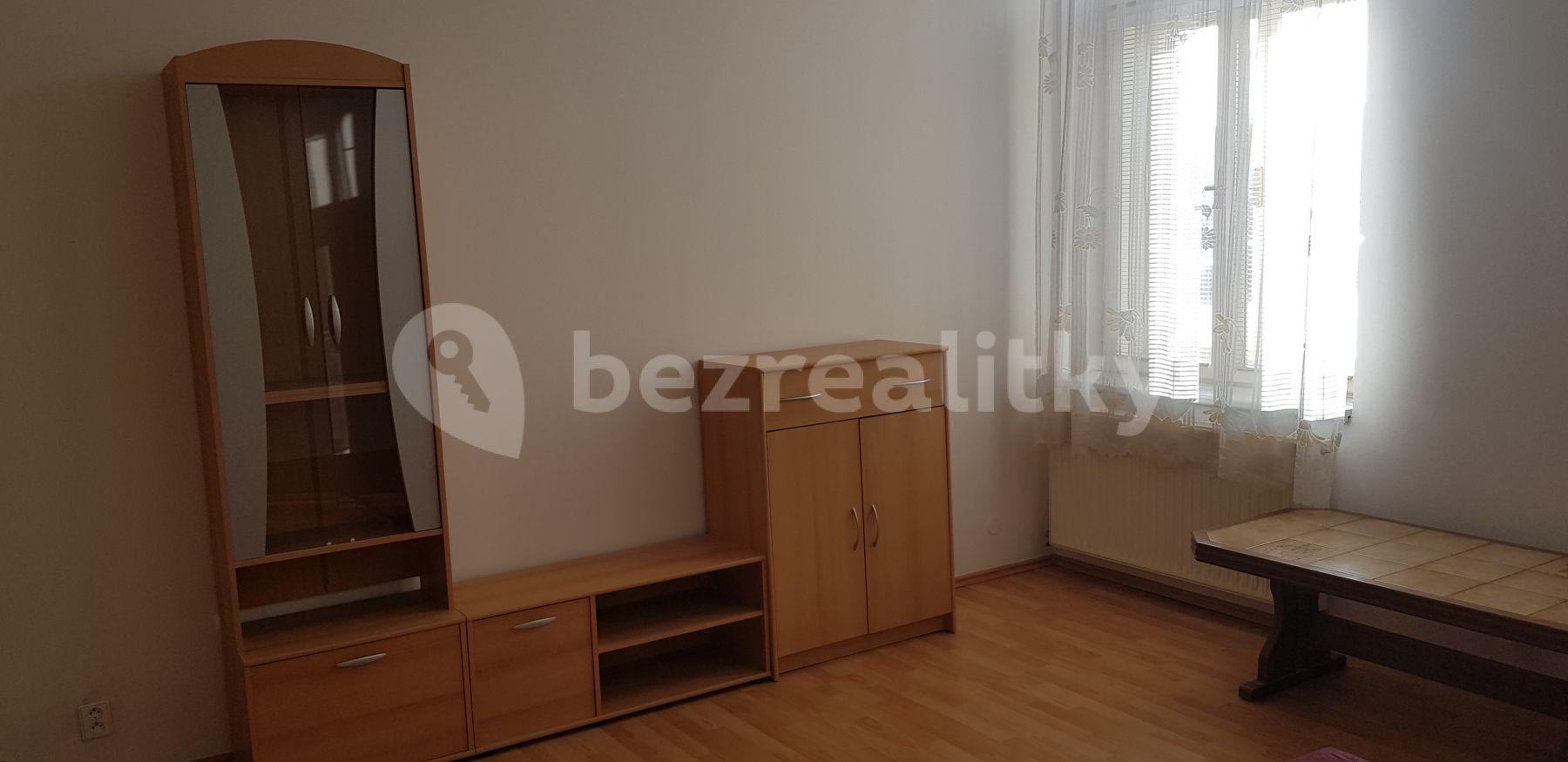 Pronájem bytu 1+kk 32 m², Hálkova, Plzeň, Plzeňský kraj