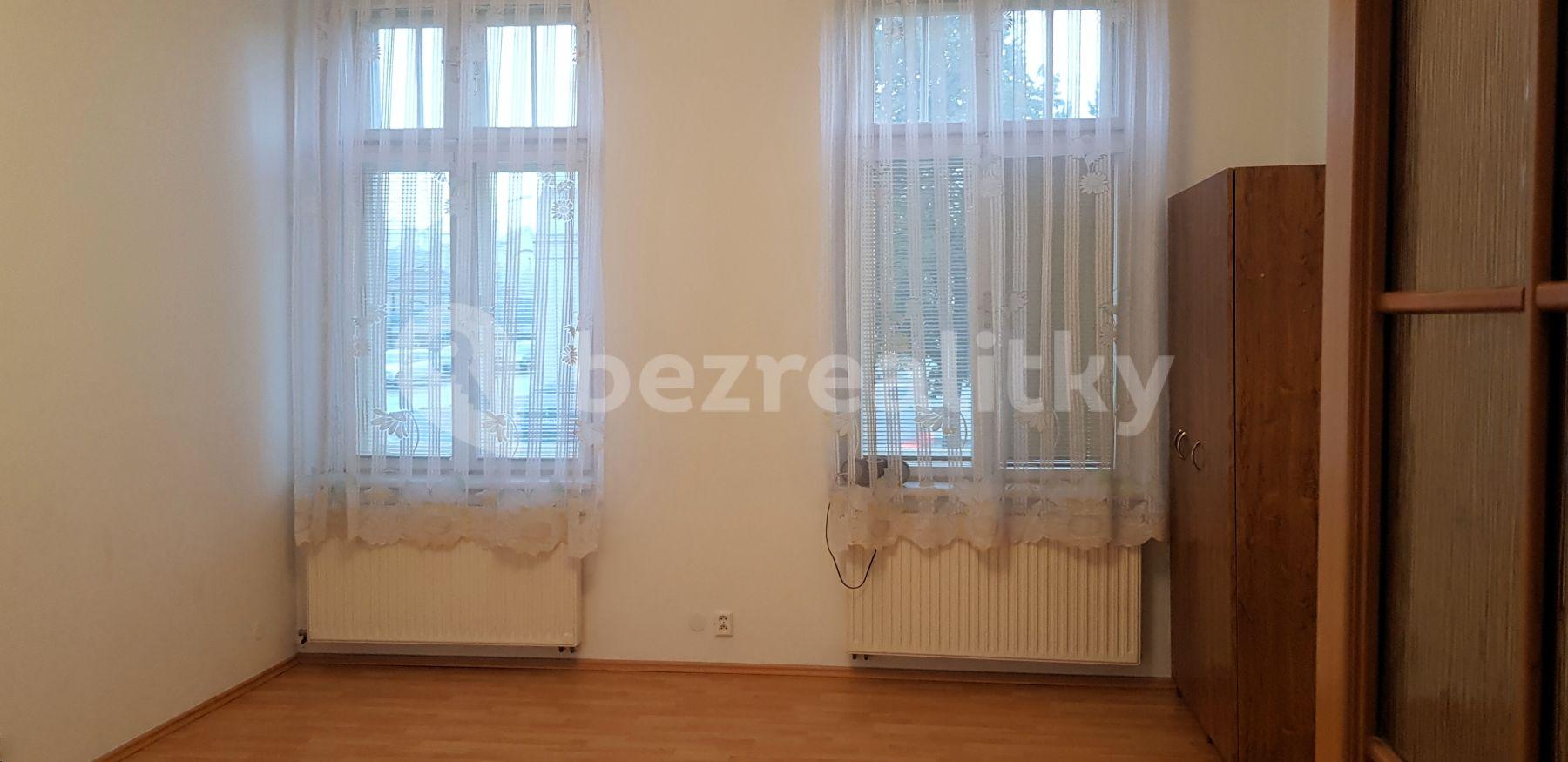 Pronájem bytu 1+kk 32 m², Hálkova, Plzeň, Plzeňský kraj