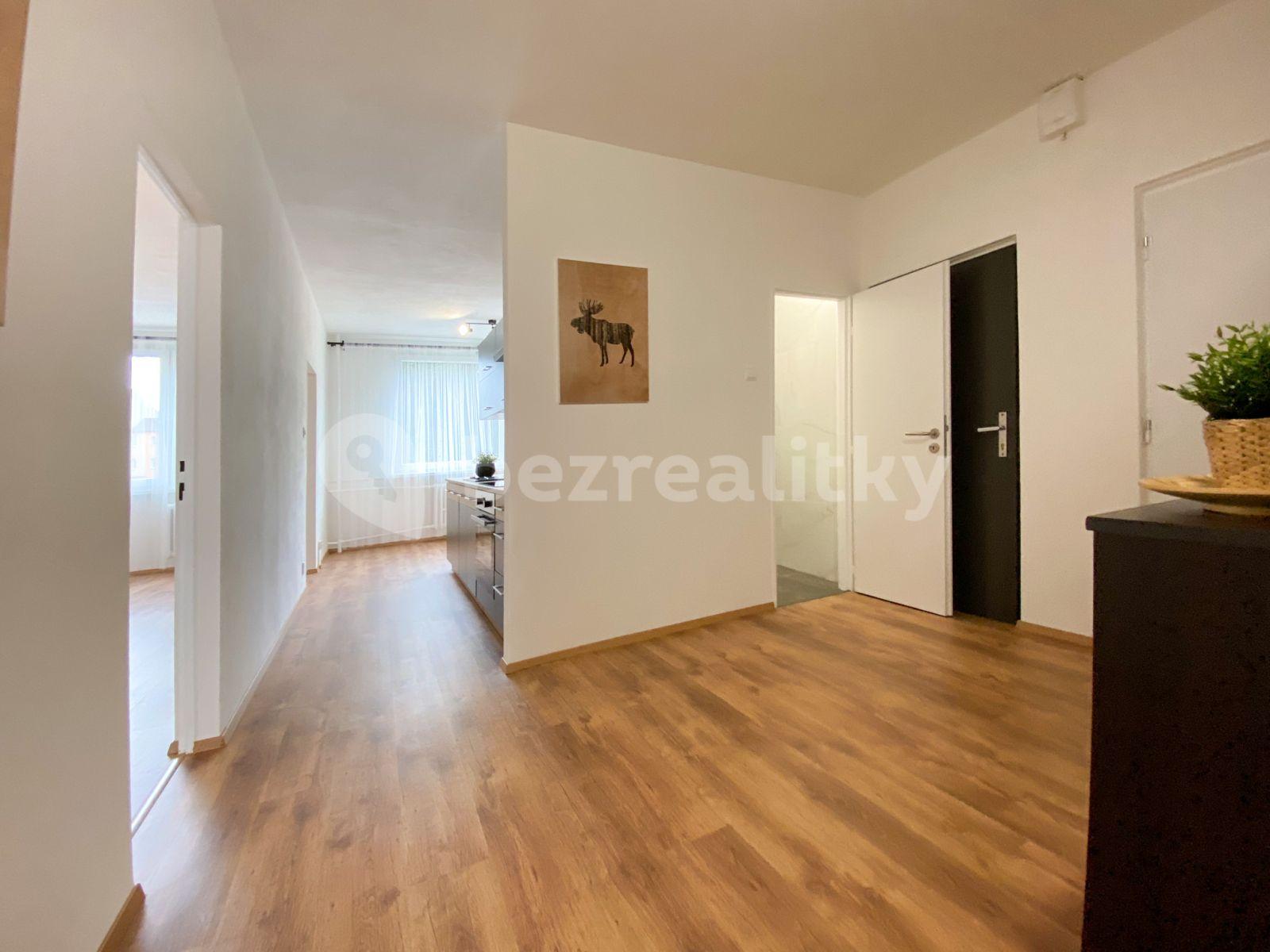 Pronájem bytu 2+1 72 m², U Pivovarské zahrady, Ústí nad Labem, Ústecký kraj