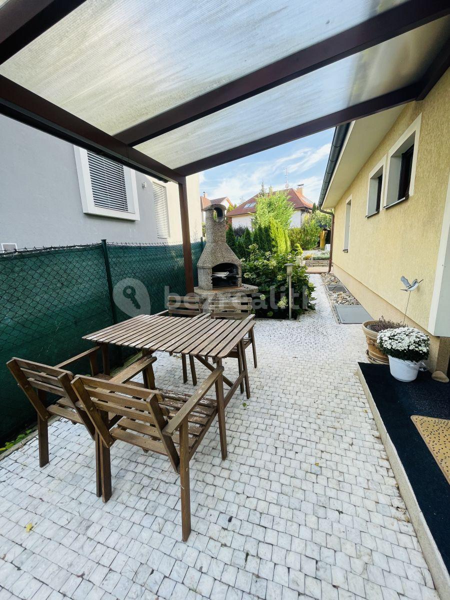 Pronájem bytu 2+kk 65 m², K Velké ohradě, Praha, Praha