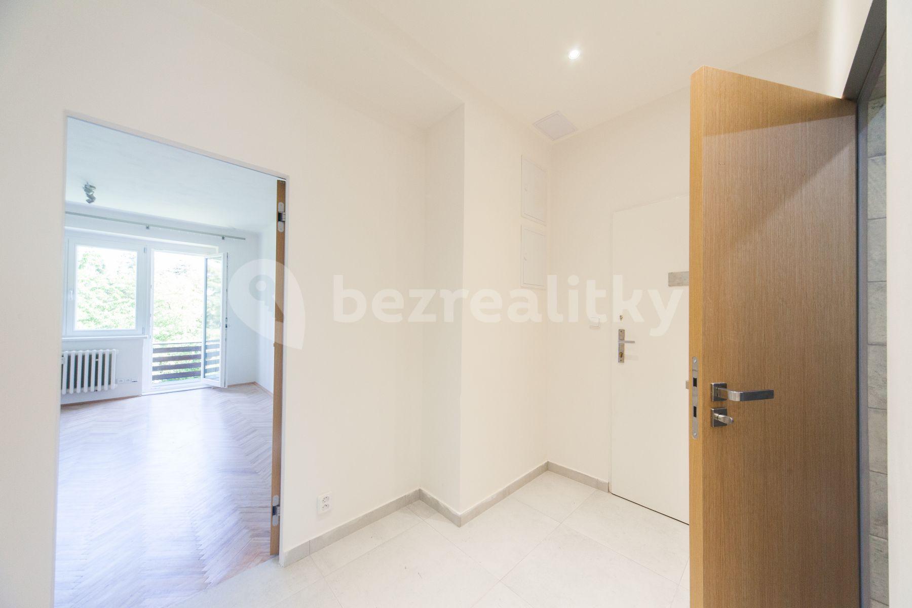 Pronájem bytu 2+1 45 m², Šestidomí, Praha, Praha