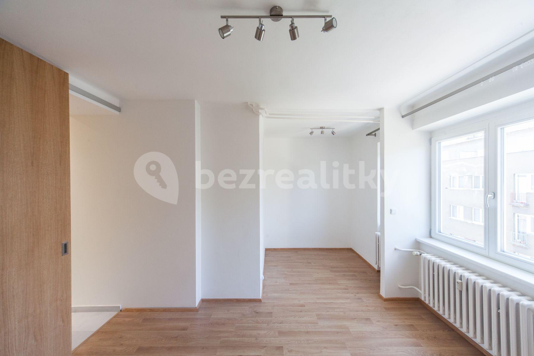 Pronájem bytu 2+1 45 m², Šestidomí, Praha, Praha