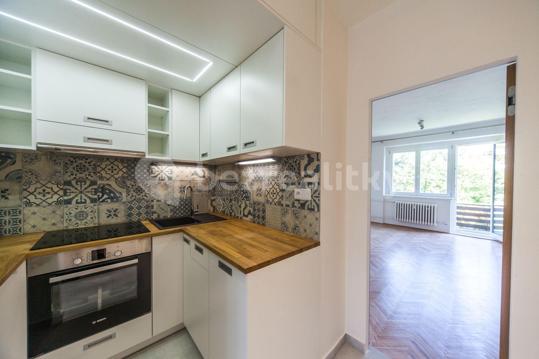 Pronájem bytu 2+1 45 m², Šestidomí, Praha, Praha