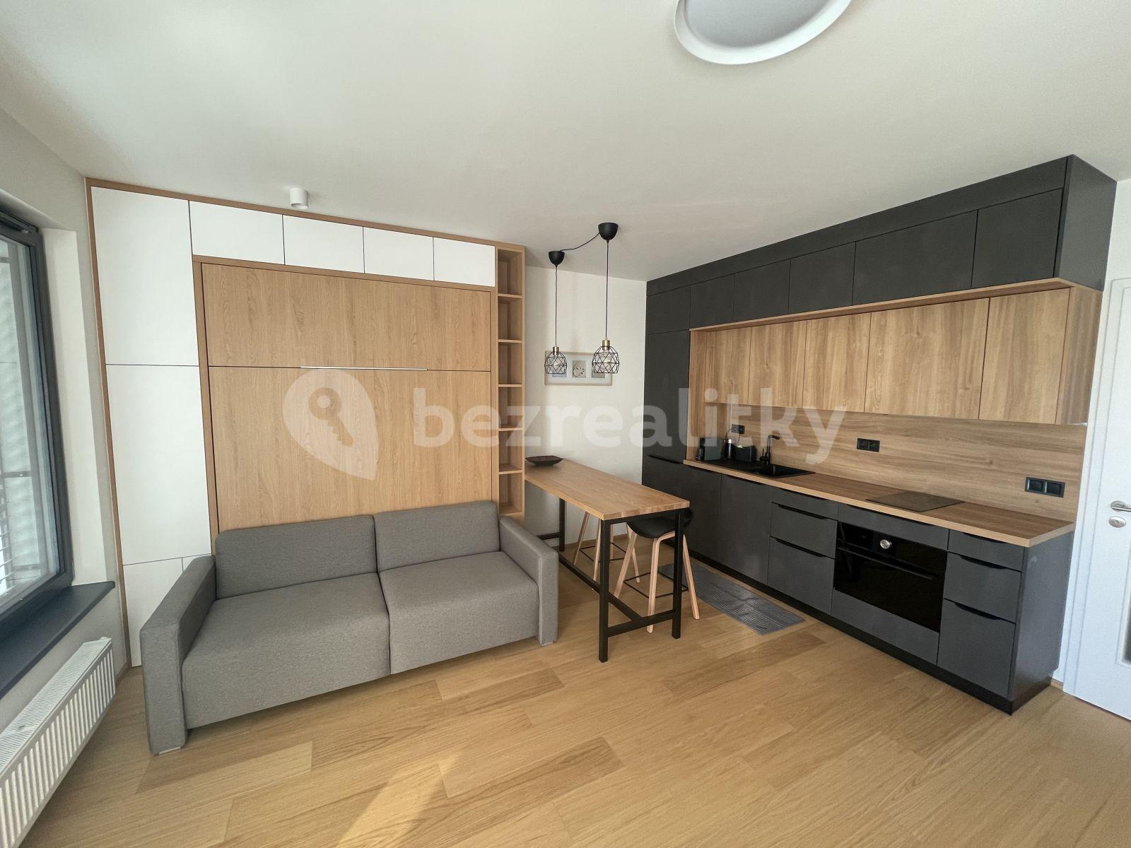 Pronájem bytu 1+kk 32 m², Azzoniho, Praha, Praha