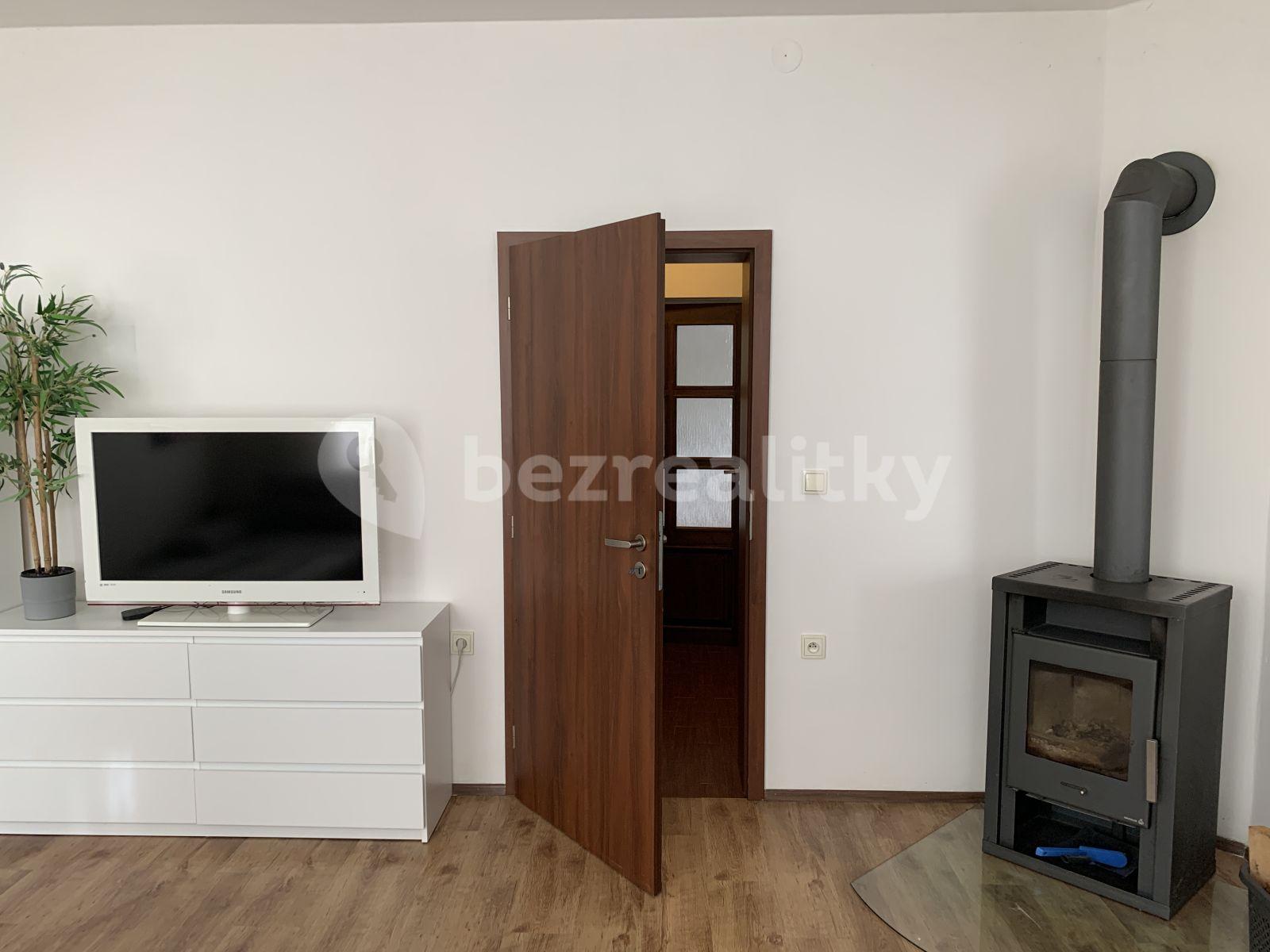 Pronájem domu 120 m², pozemek 800 m², Budiměřice, Středočeský kraj