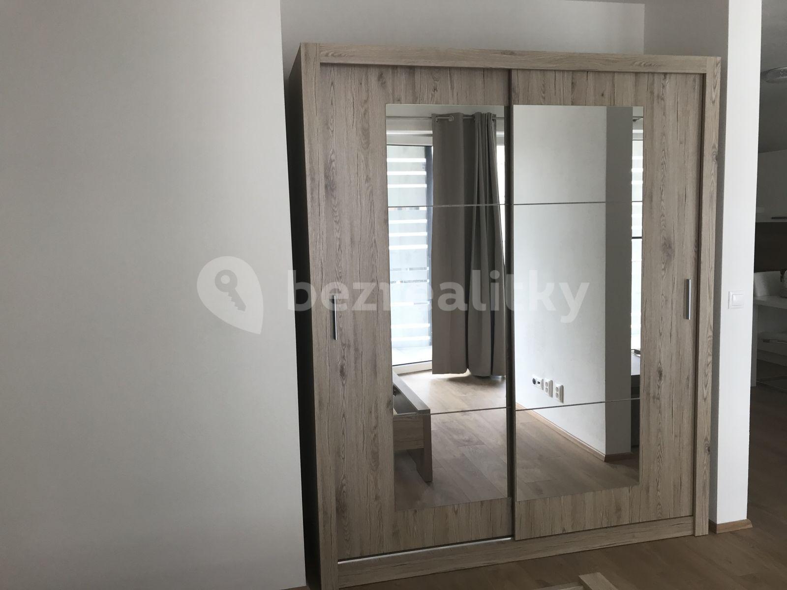 Pronájem bytu 2+kk 65 m², Nová, České Budějovice, Jihočeský kraj