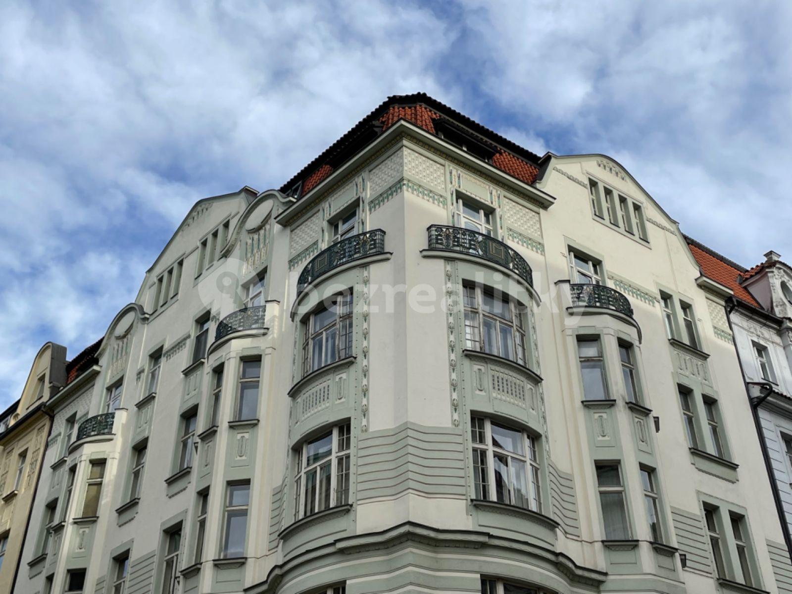 Prodej bytu 1+kk 31 m², Valentinská, Praha, Praha