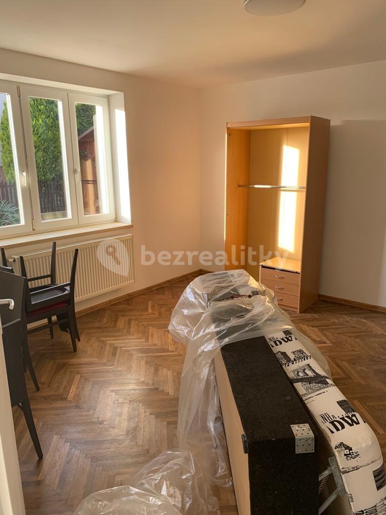 Pronájem bytu 2+1 72 m², Střelova, Přelouč, Pardubický kraj