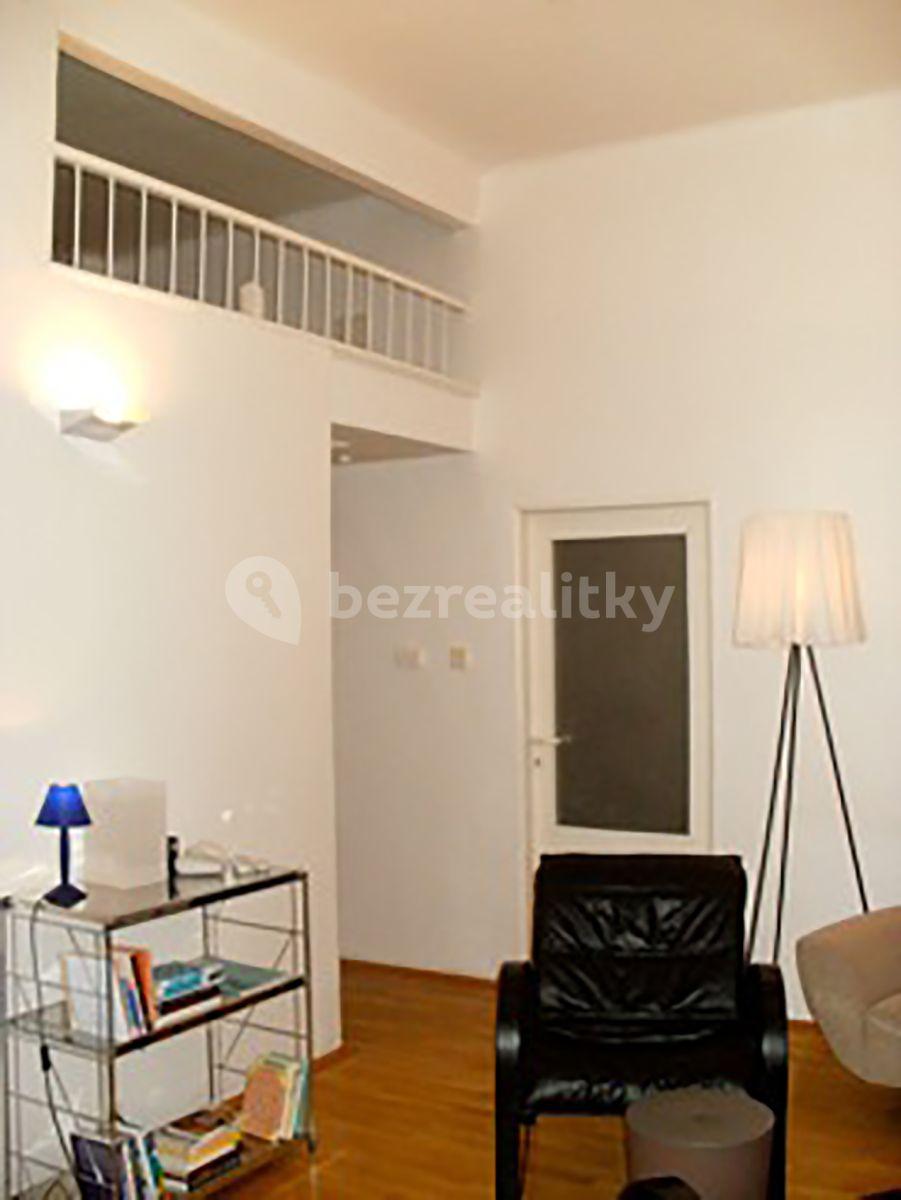 Pronájem bytu 3+kk 73 m², Roháčova, Praha, Praha