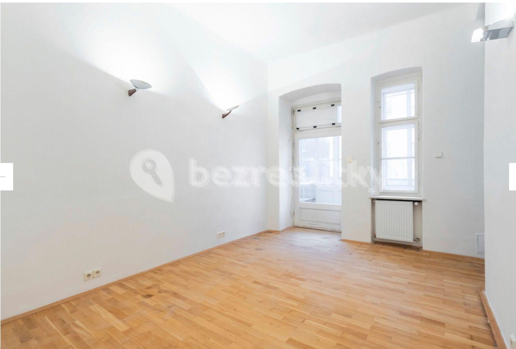 Pronájem bytu 3+kk 73 m², Roháčova, Praha, Praha