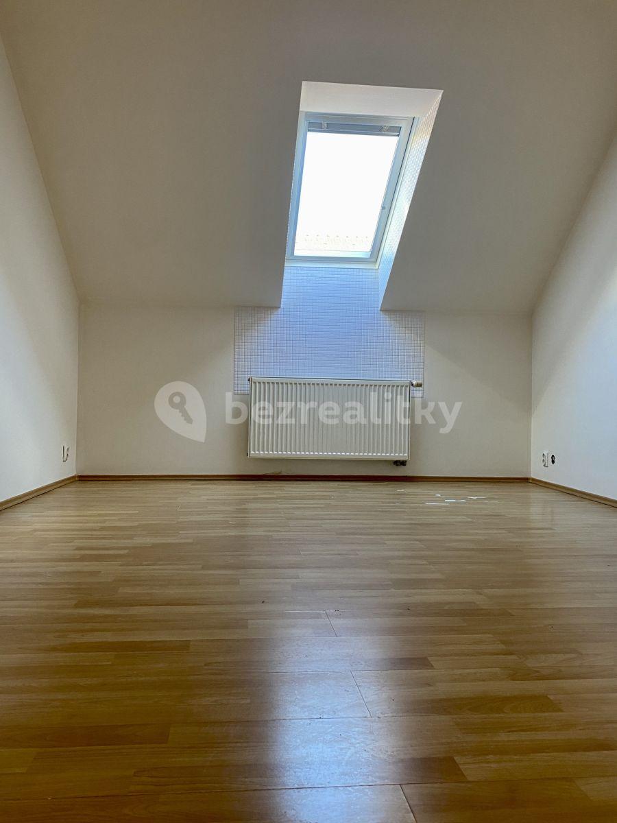 Pronájem bytu 1+kk 29 m², Košinova, Brno, Jihomoravský kraj