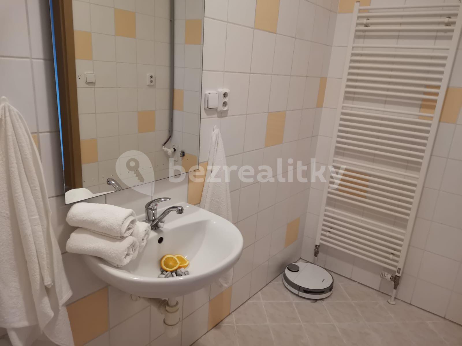 Pronájem bytu 2+kk 40 m², Svatoplukova, Brno, Jihomoravský kraj